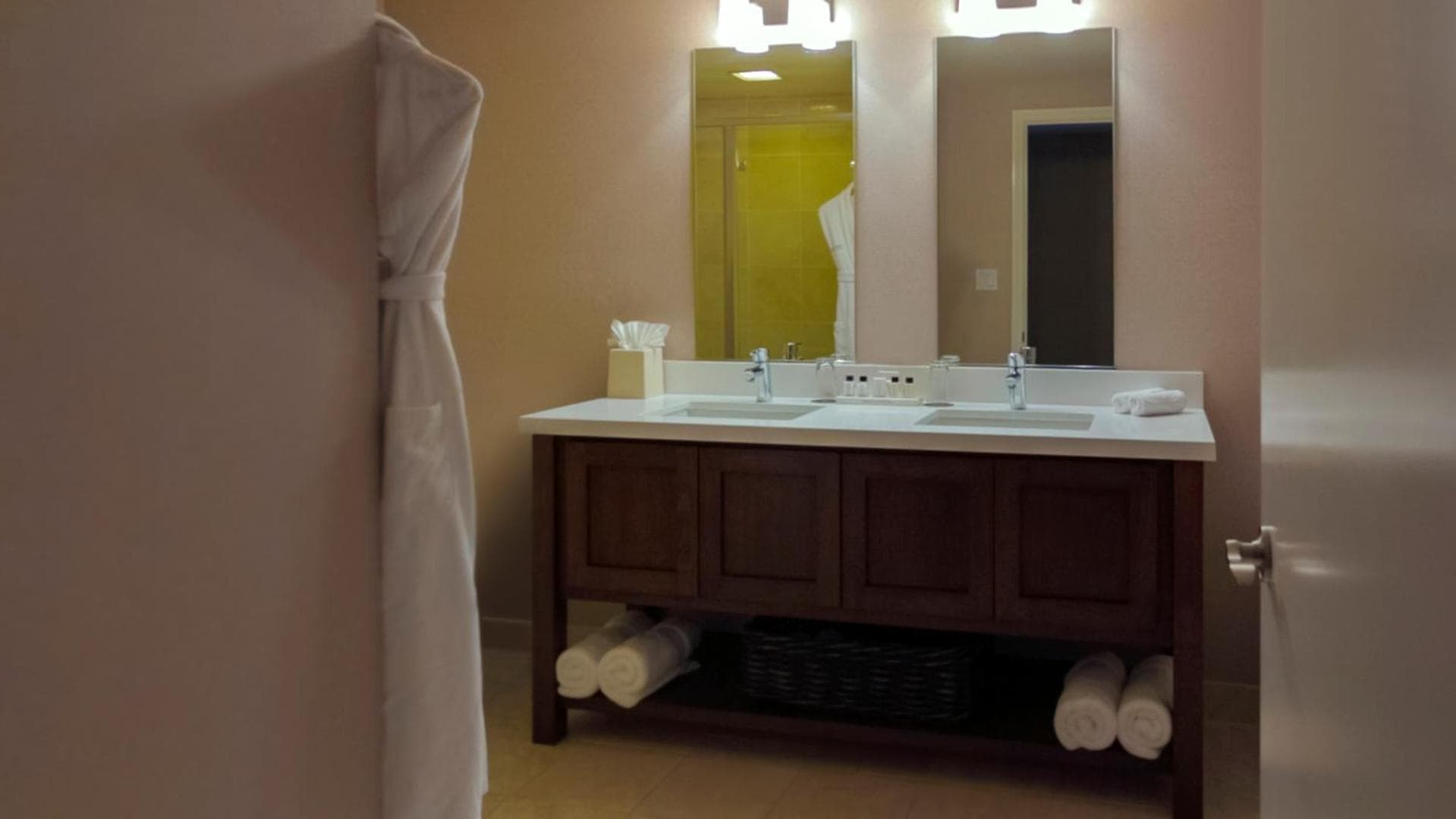 Grand Hotel gallery photo in Sunnyvale, CA — image 37