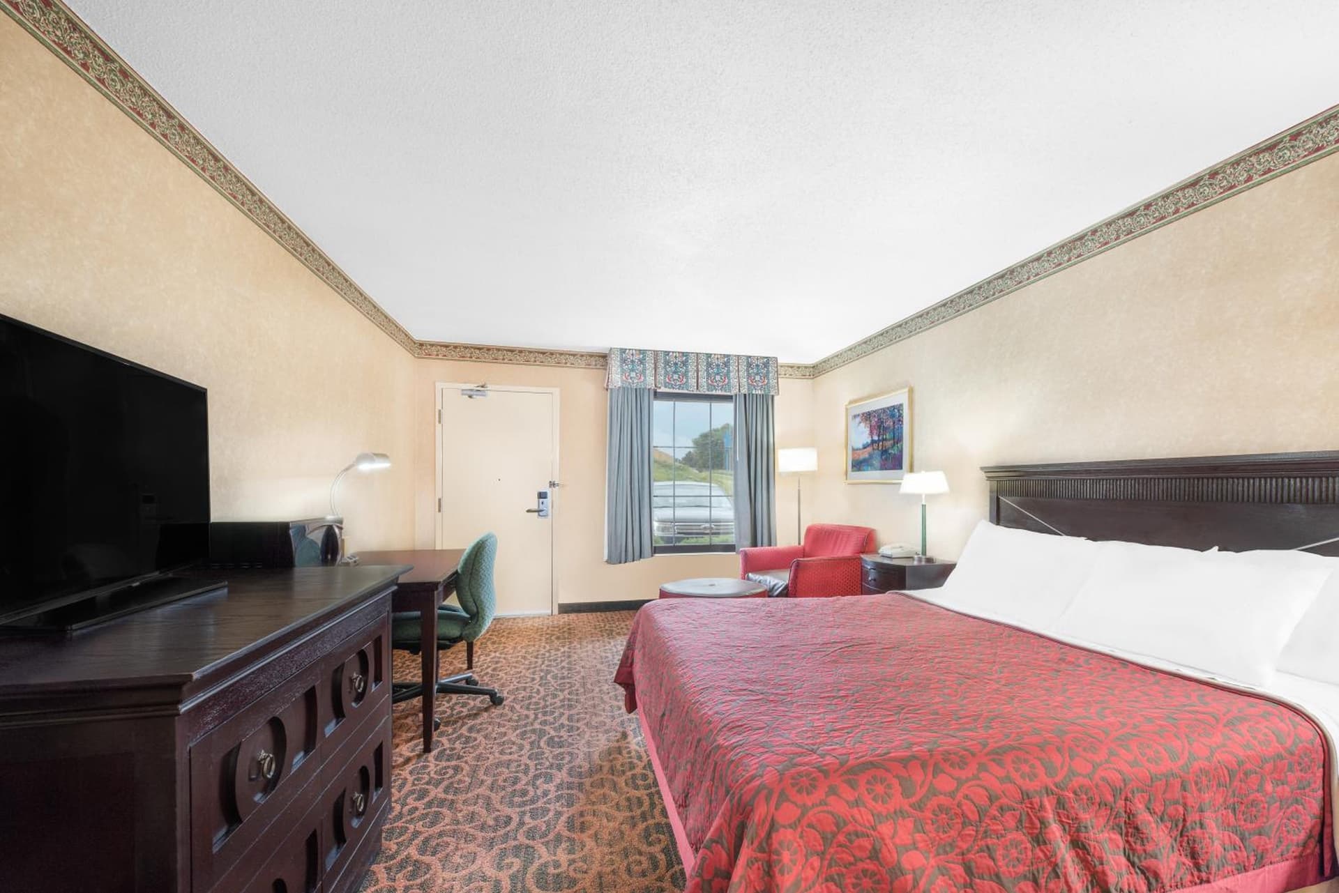 Days Inn & Suites by Wyndham York gallery photo in York, PA — image 13