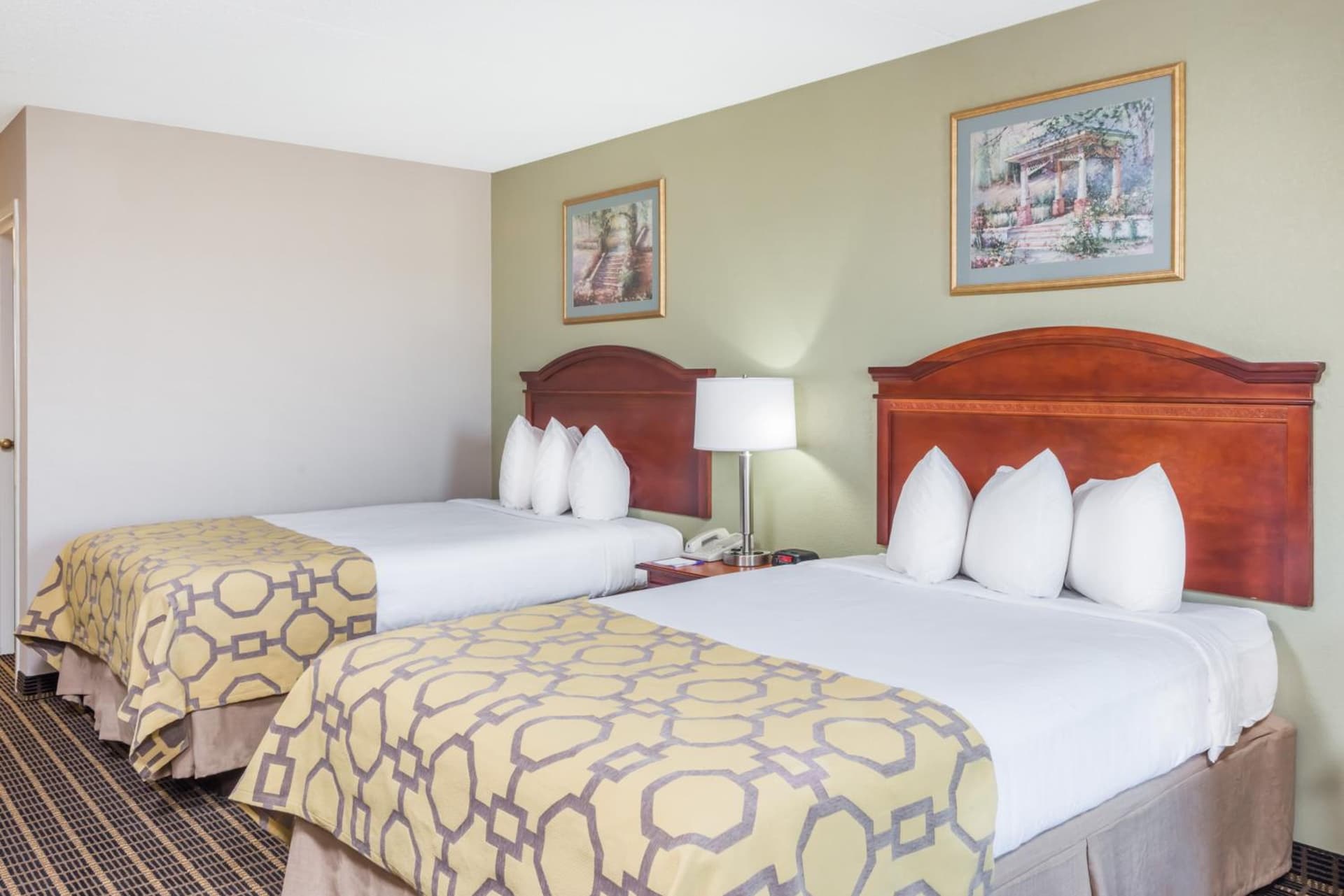 Baymont by Wyndham Clarksville Northeast gallery photo in Clarksville, TN — image 42