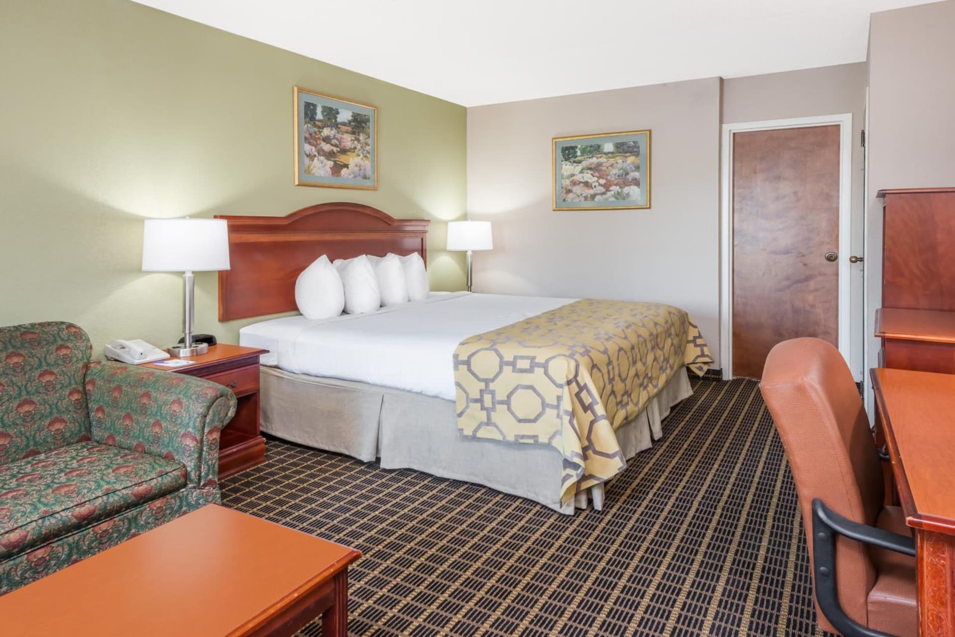 Baymont by Wyndham Clarksville Northeast gallery photo in Clarksville, TN — image 25