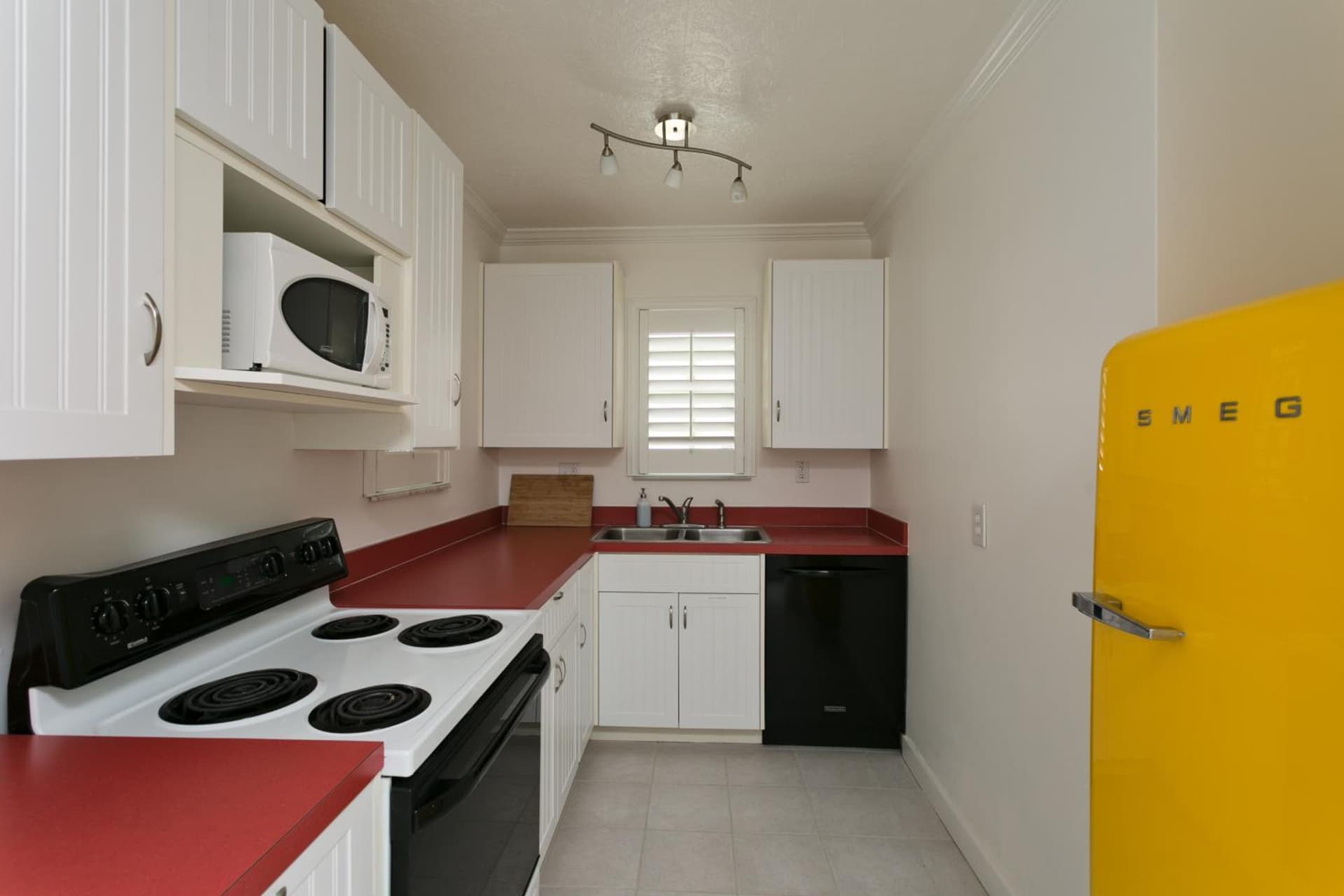 Inn on the Beach gallery photo in St Pete Beach, FL — image 18