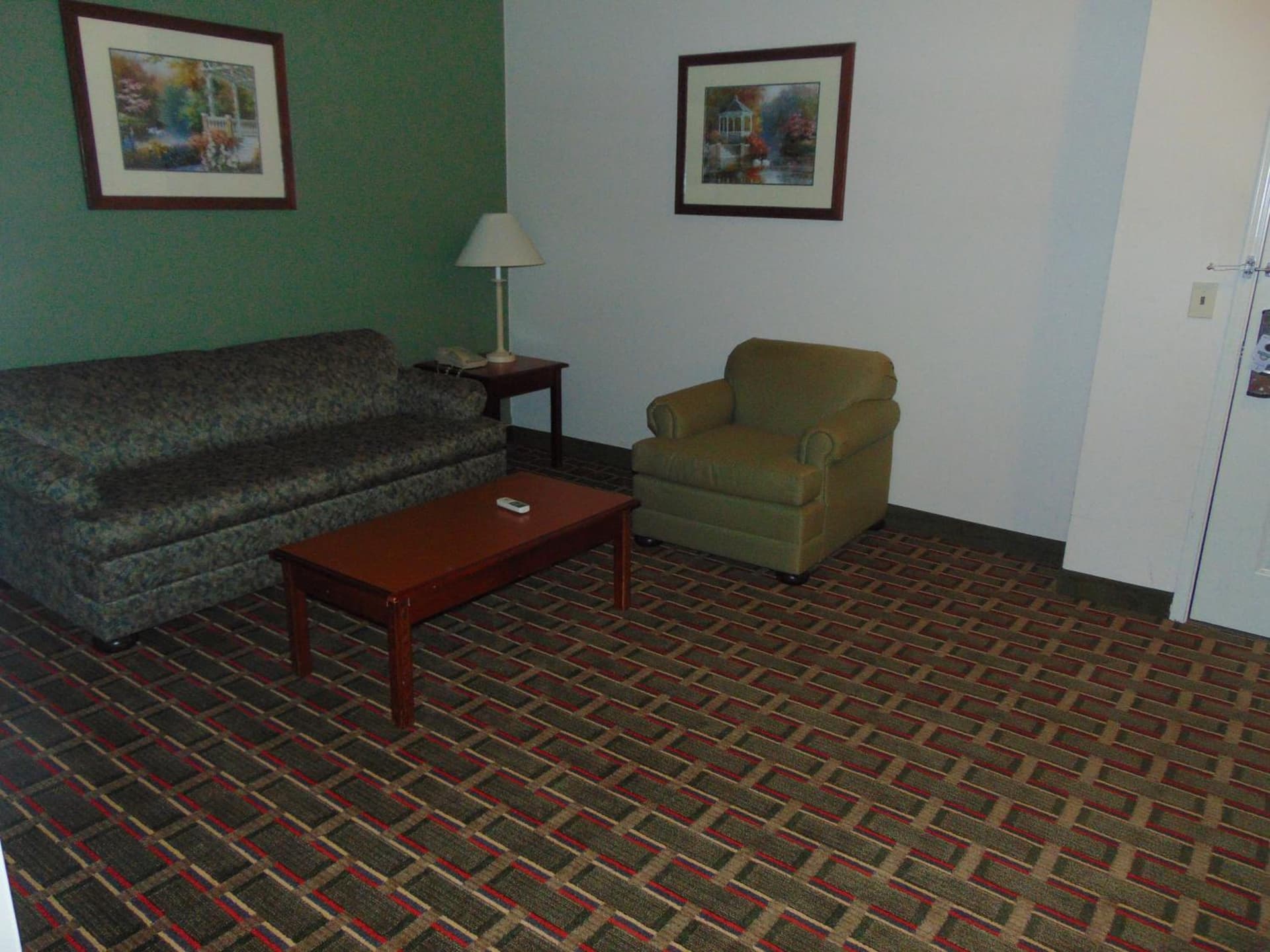 Days Inn by Wyndham Pentwater gallery photo in Pentwater, MI — image 5