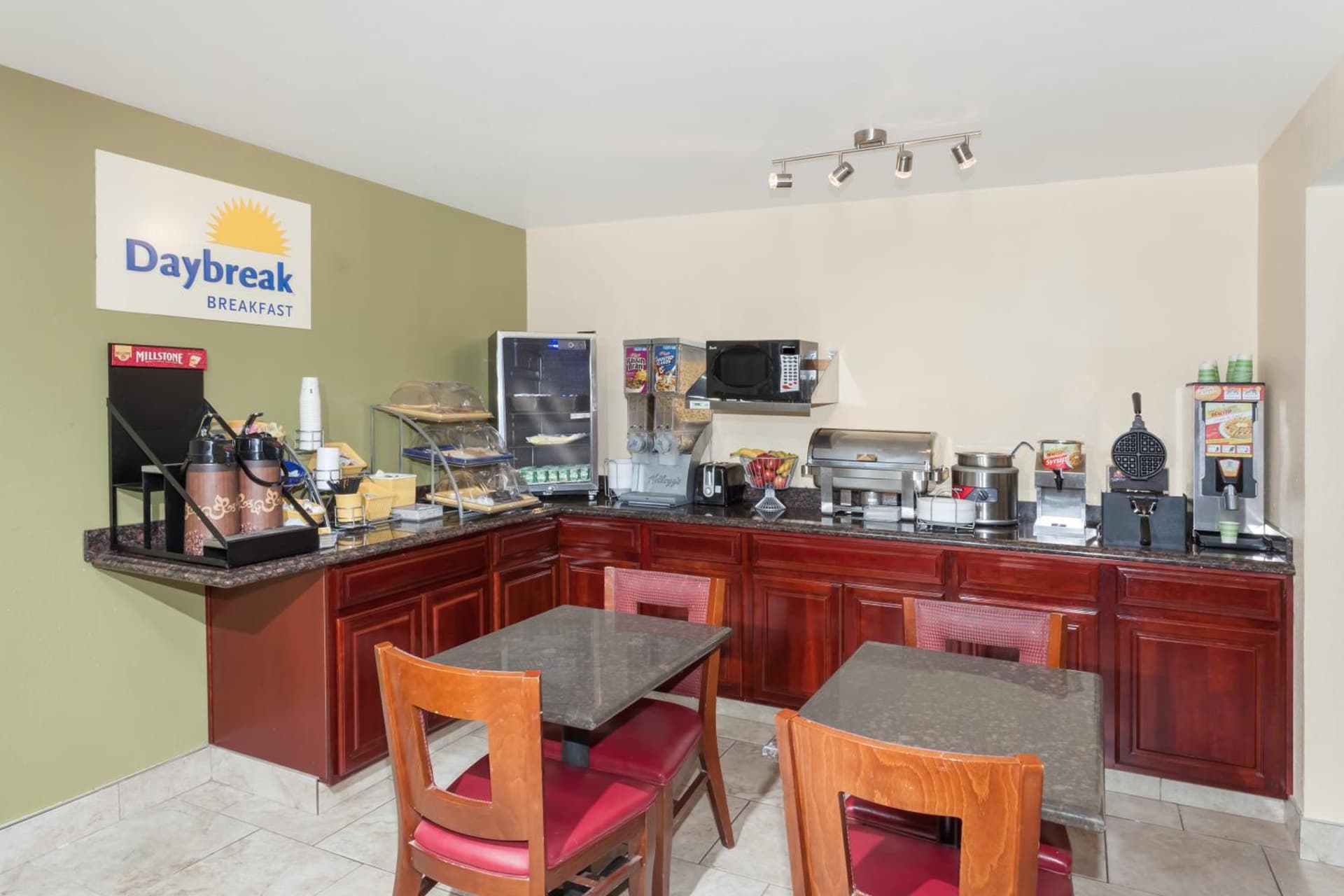Days Inn by Wyndham Springfield gallery photo in Springfield, IL — image 14