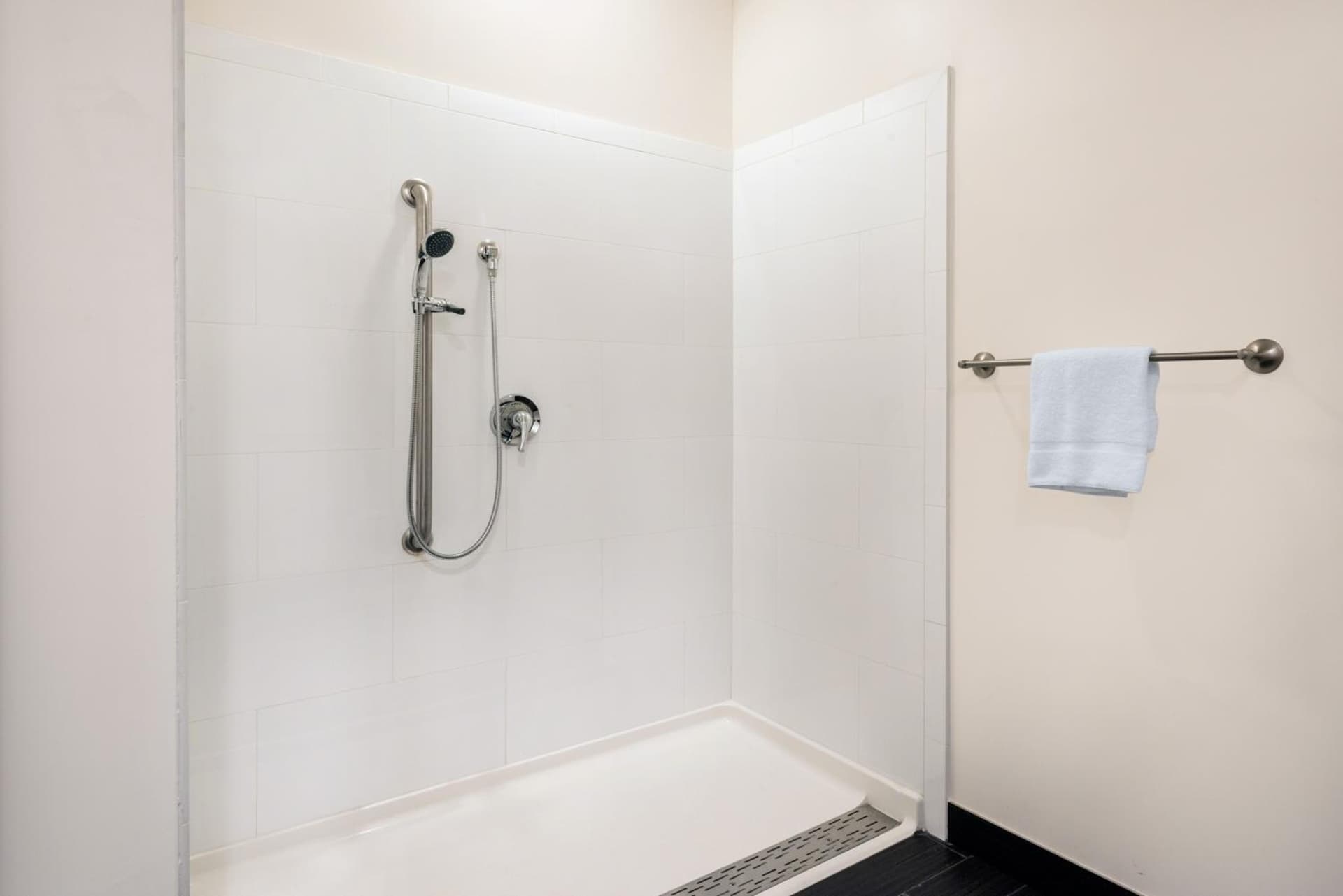 Howard Johnson by Wyndham Quincy/ Boston gallery photo in Quincy, MA — image 33