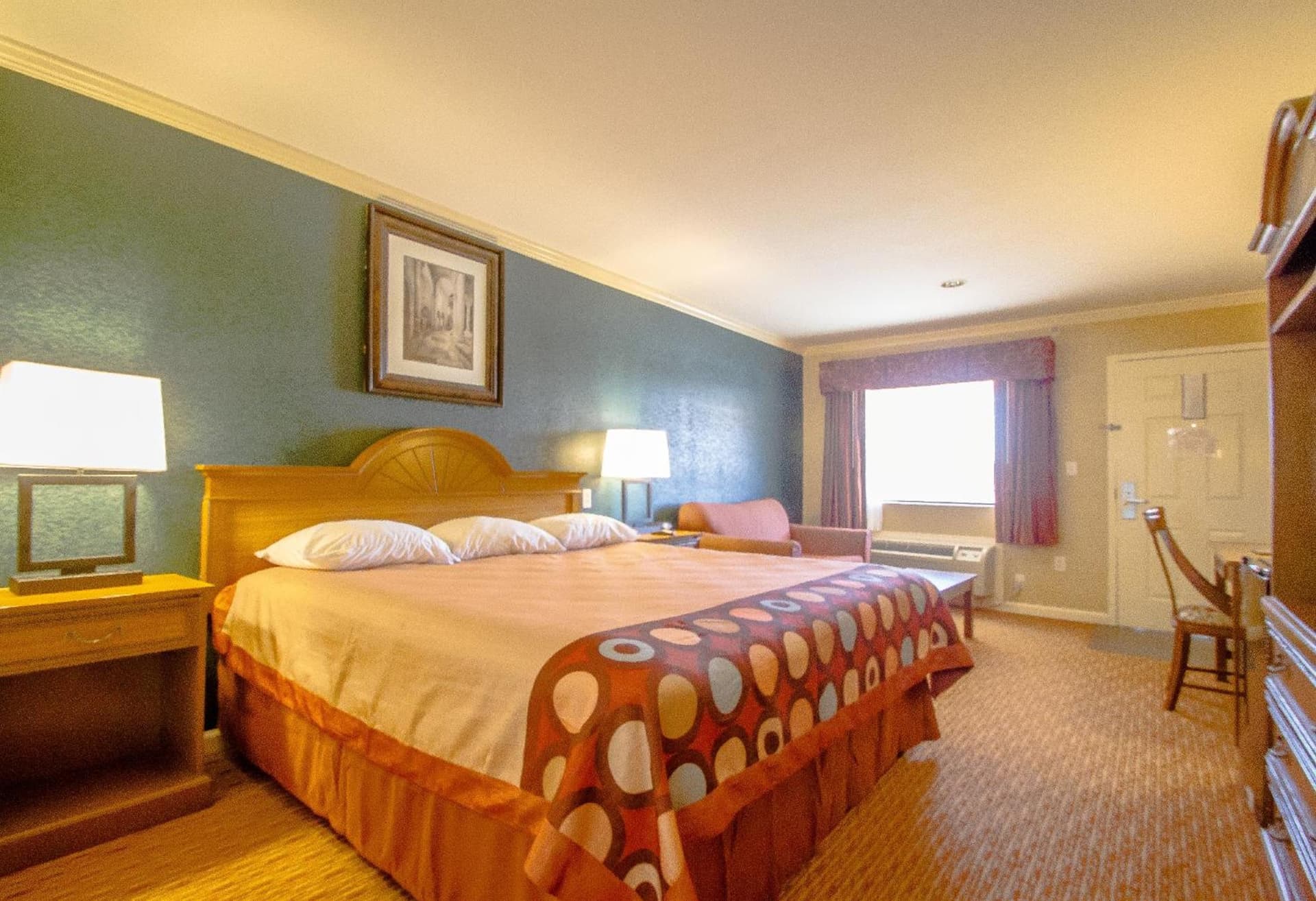 Super 8 by Wyndham Covington gallery photo in Covington, LA — image 9