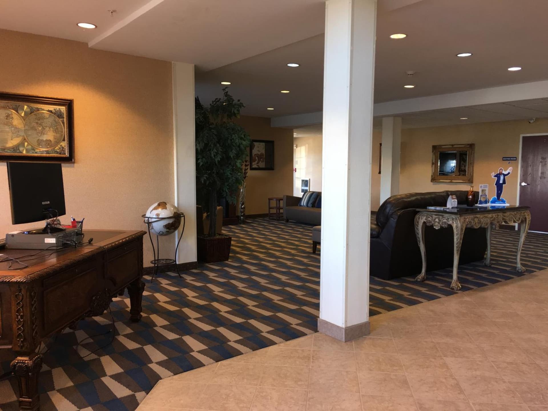 Microtel Inn & Suites by Wyndham Indianapolis Airport property views in Indianapolis, IN — gallery photo 3