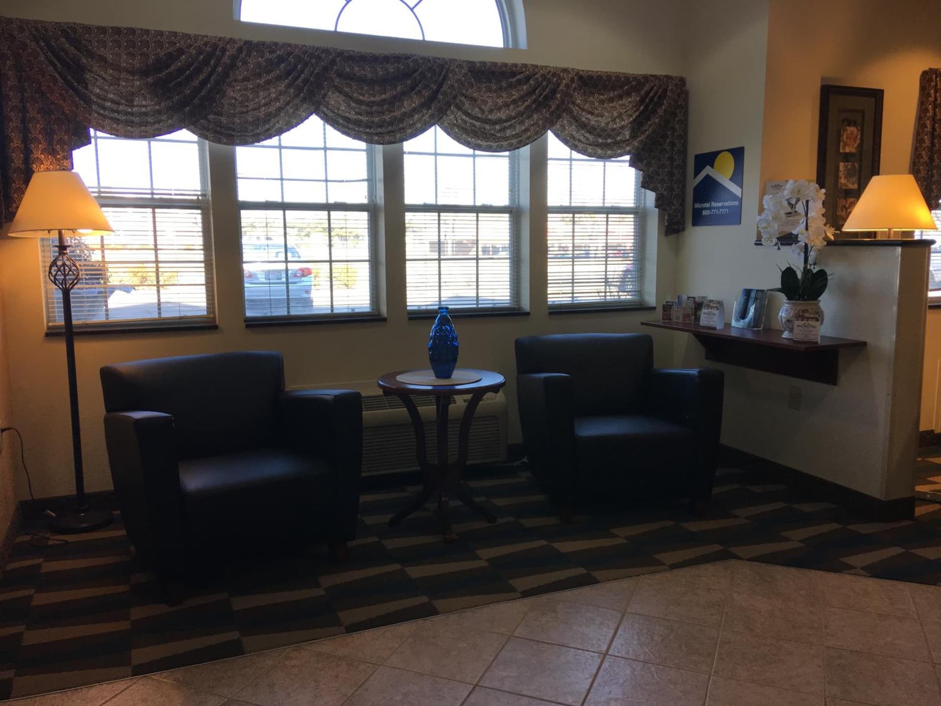 Microtel Inn & Suites by Wyndham Indianapolis Airport gallery photo in Indianapolis, IN — image 30