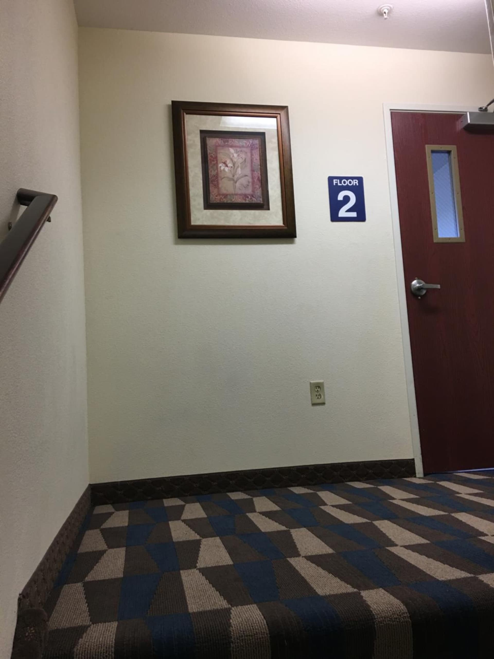 Microtel Inn & Suites by Wyndham Indianapolis Airport gallery photo in Indianapolis, IN — image 25