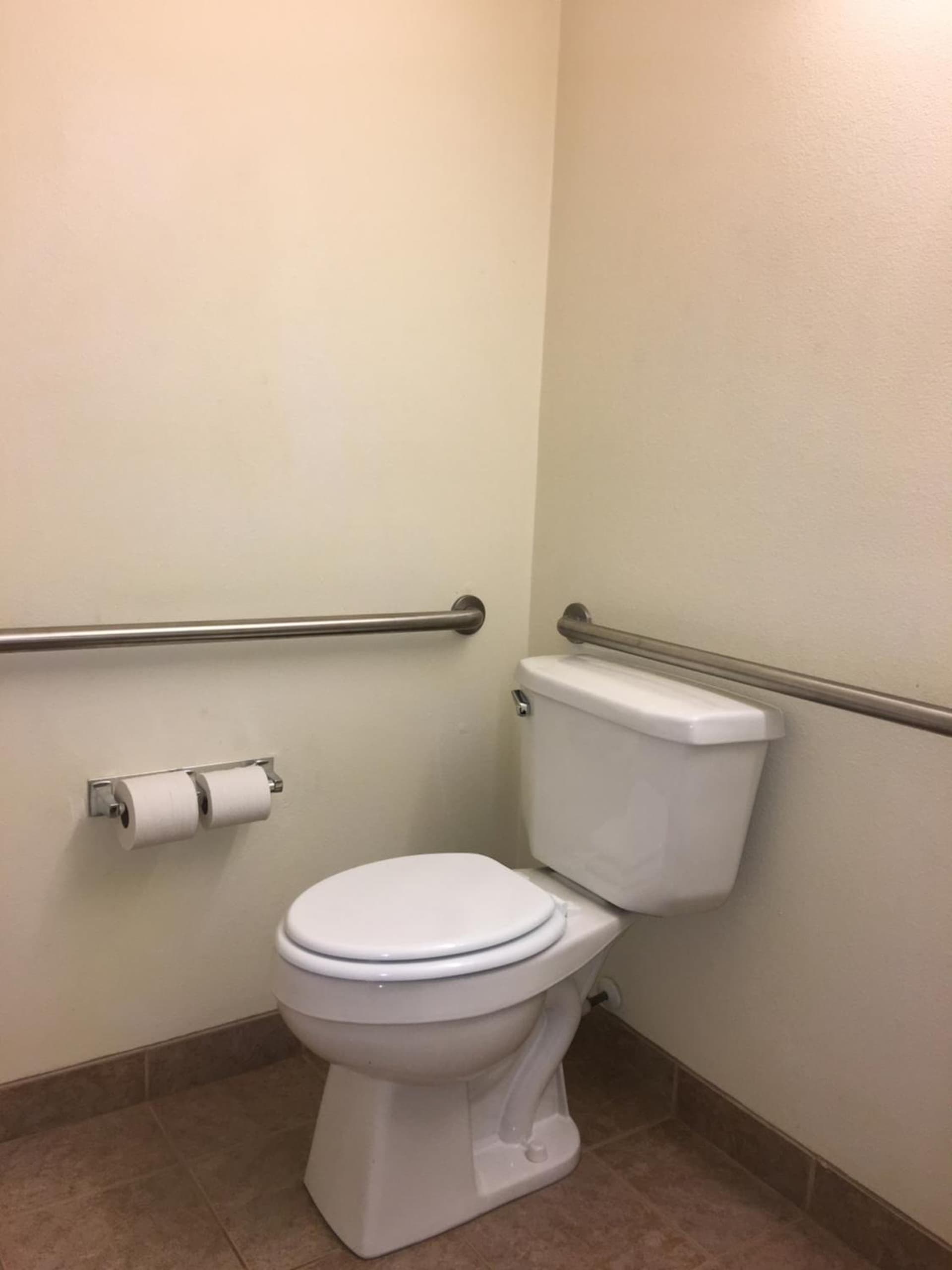 Microtel Inn & Suites by Wyndham Indianapolis Airport gallery photo in Indianapolis, IN — image 18