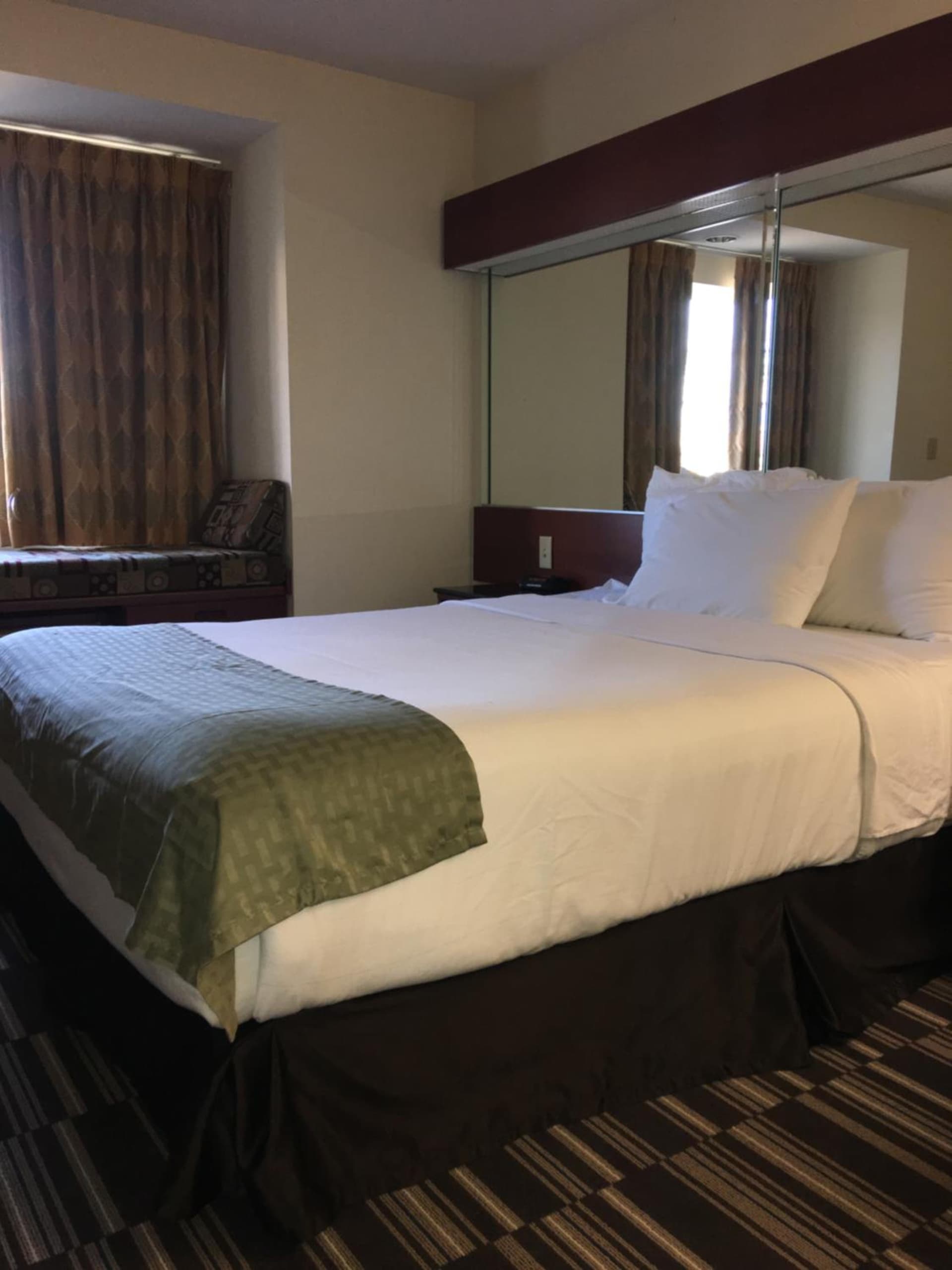 Microtel Inn & Suites by Wyndham Indianapolis Airport gallery photo in Indianapolis, IN — image 39