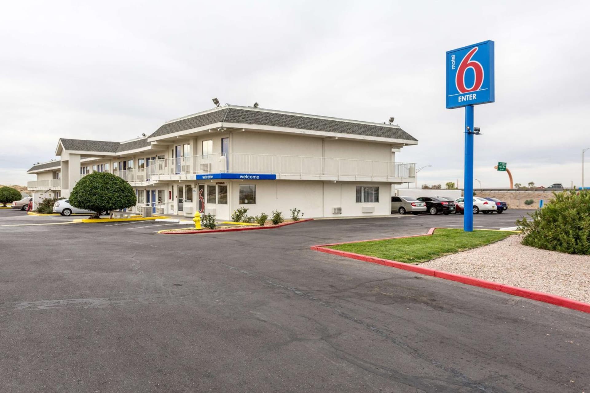 Motel 6-Albuquerque, NM - South - Airport featured exterior or lobby in Albuquerque, NM — similar hotel