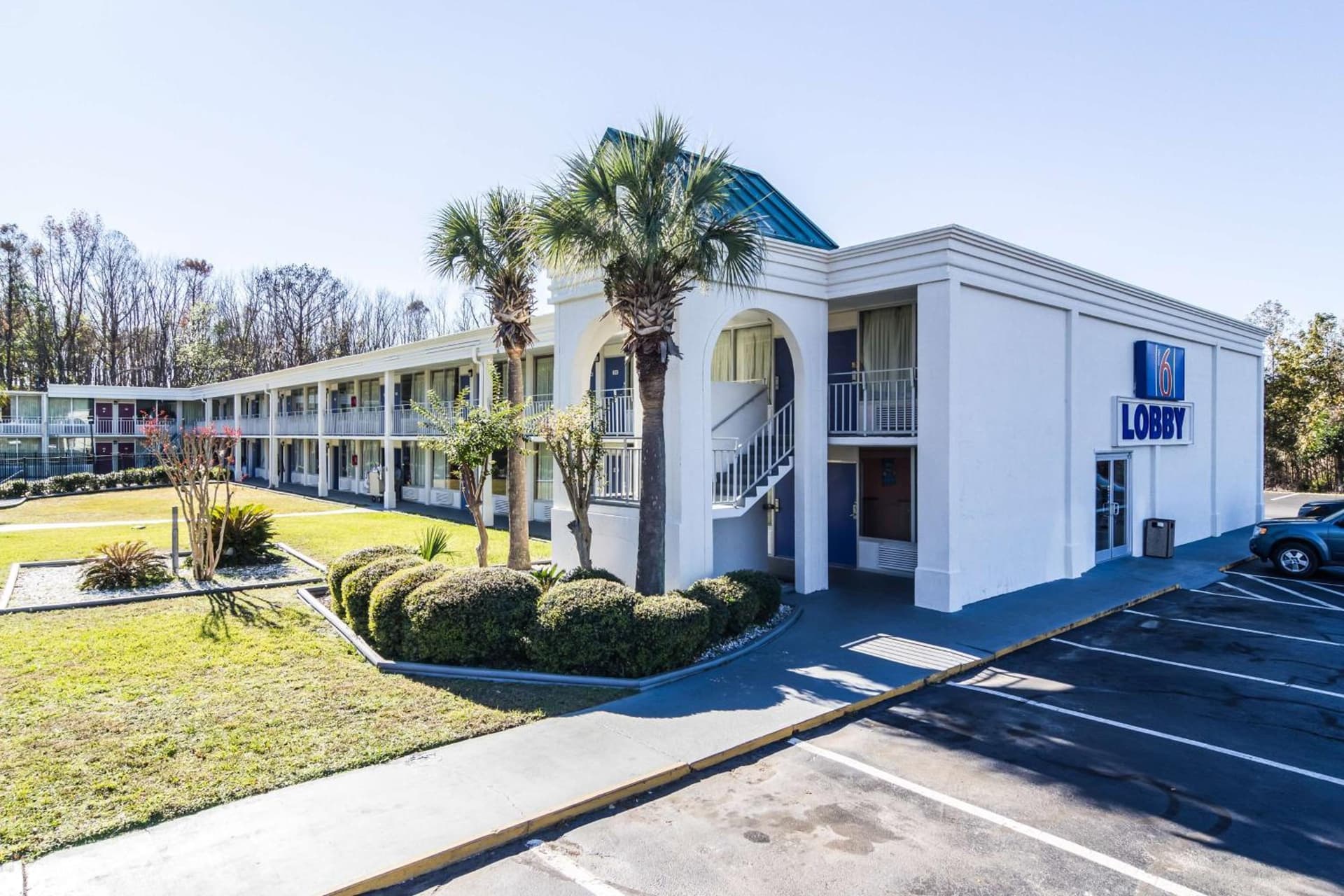Motel 6-Townsend, GA interior in Eulonia, GA — gallery photo 2