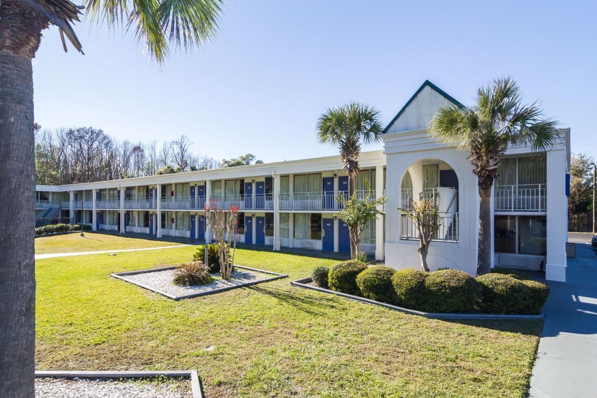 Motel 6-Townsend, GA featured exterior or lobby in Eulonia, GA — similar hotel