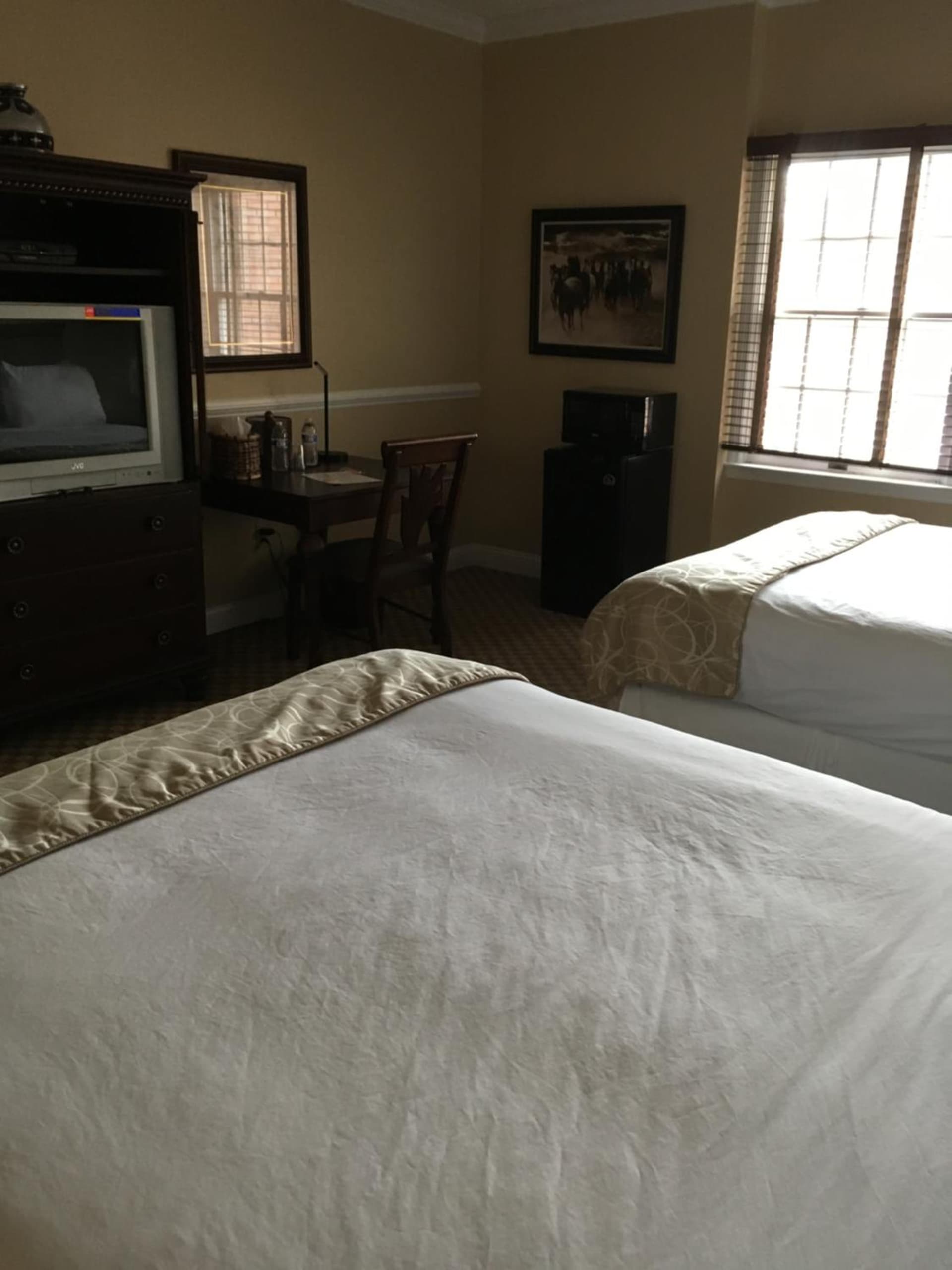 Colts Neck Inn Hotel gallery photo in Colts Neck — image 17