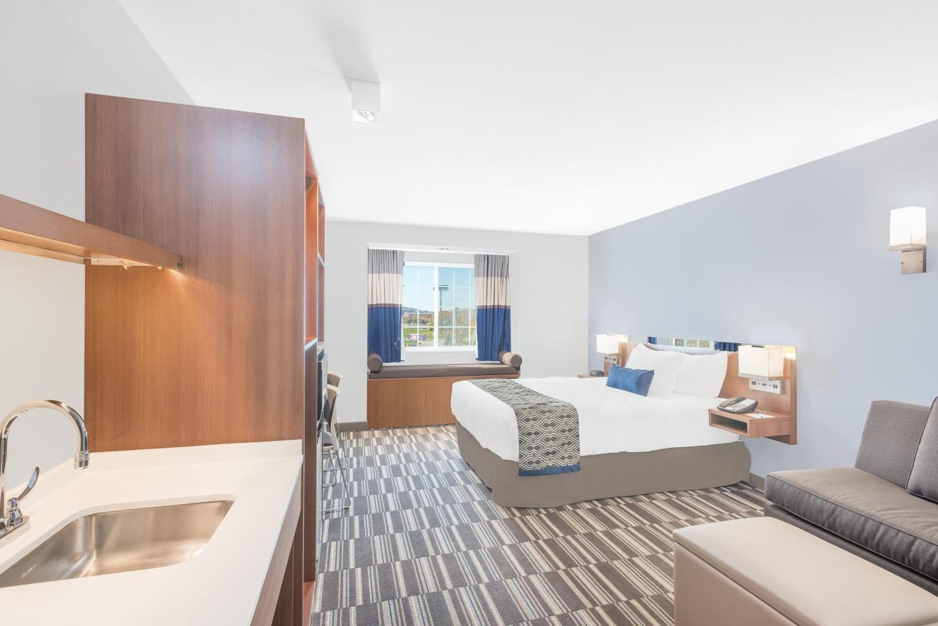 Microtel Inn & Suites by Wyndham Binghamton gallery photo in Binghamton, NY — image 28