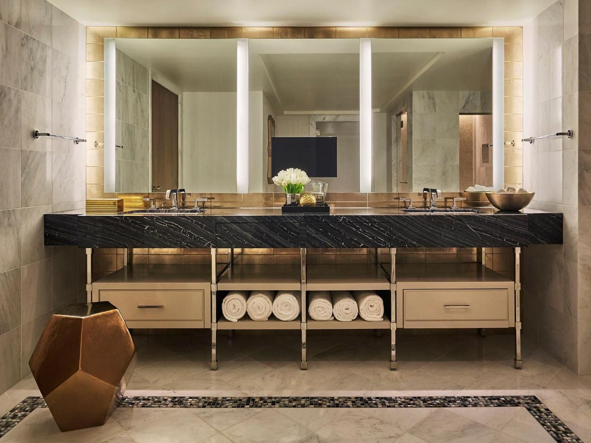 L'Ermitage Beverly Hills gallery photo in Los Angeles, CA — image 15