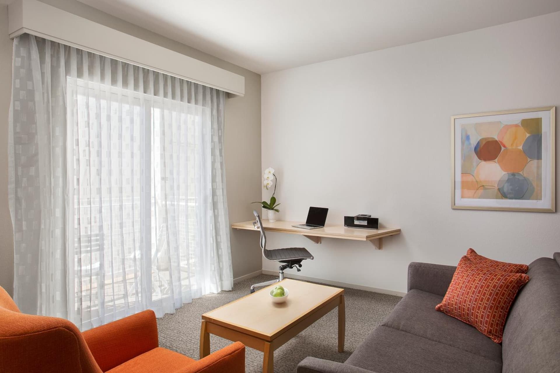 Corporate Inn Sunnyvale - All-Suite Hotel gallery photo in Sunnyvale, CA — image 12