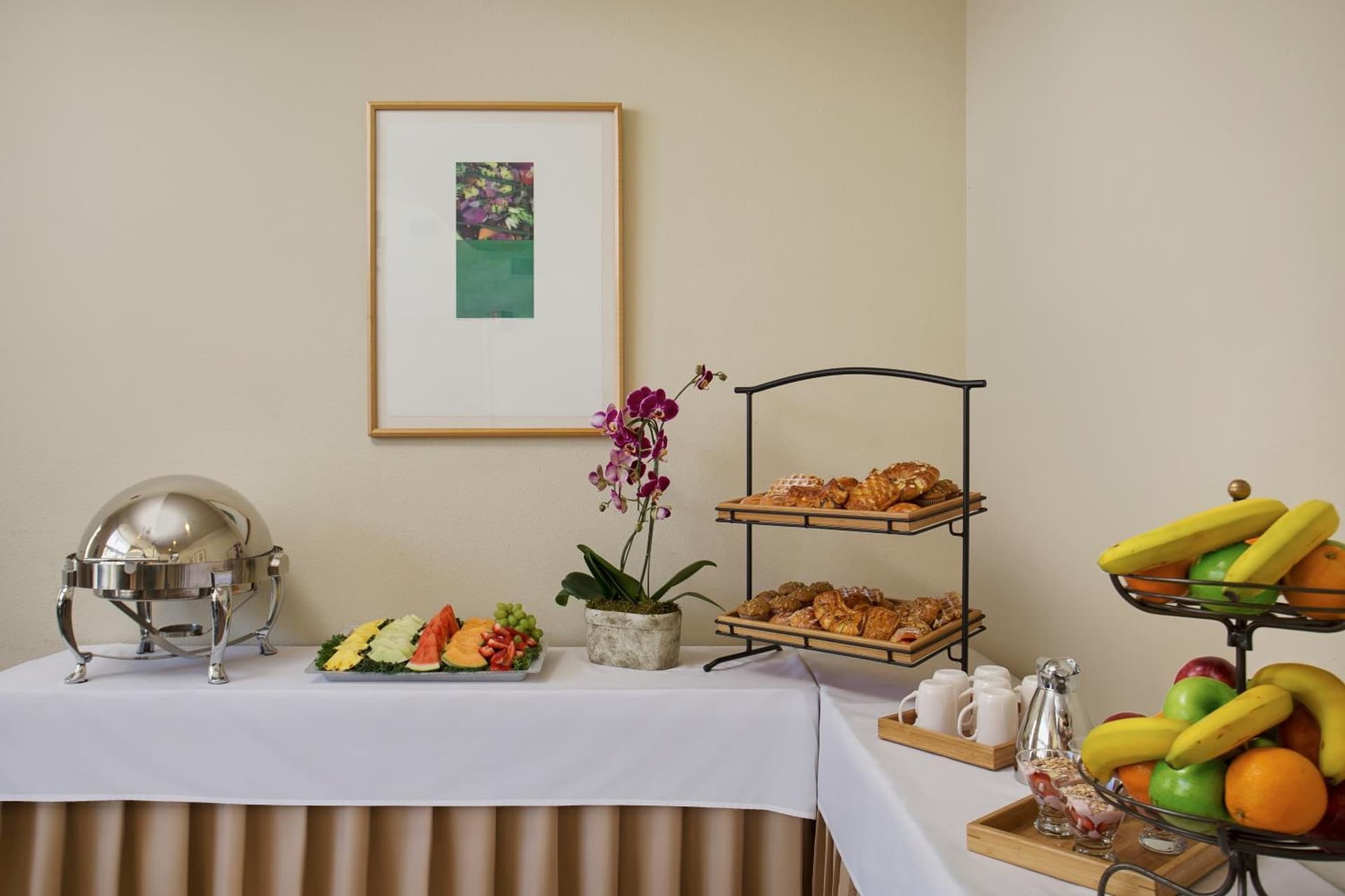 Corporate Inn Sunnyvale - All-Suite Hotel gallery photo in Sunnyvale, CA — image 13