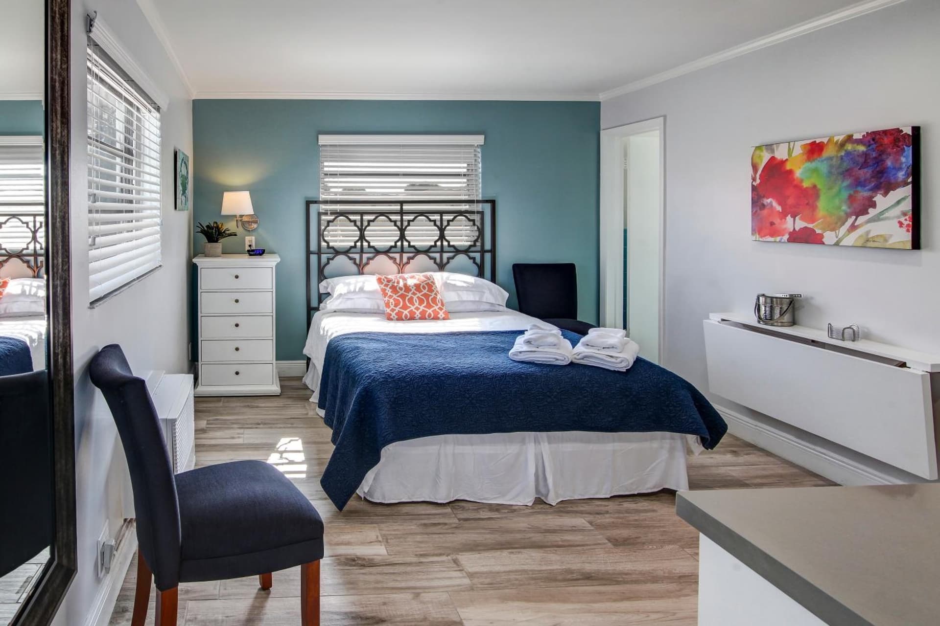 May-Dee Suites in Florida gallery photo in Hollywood, FL — image 57
