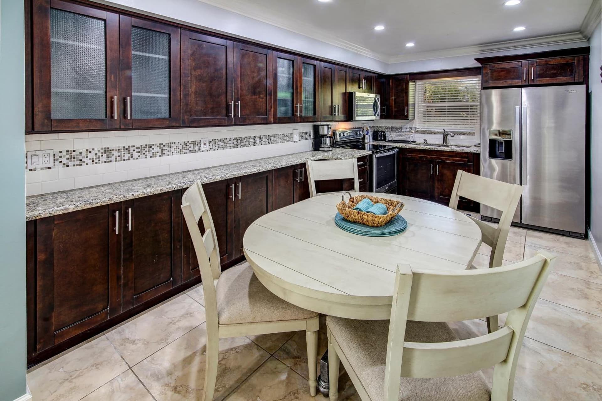 May-Dee Suites in Florida gallery photo in Hollywood, FL — image 41