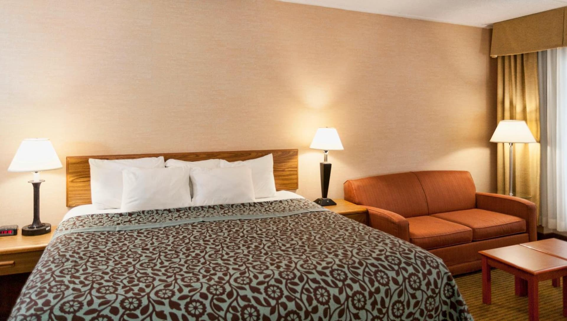 Days Inn by Wyndham Duluth Lakewalk gallery photo in Duluth, MN — image 17