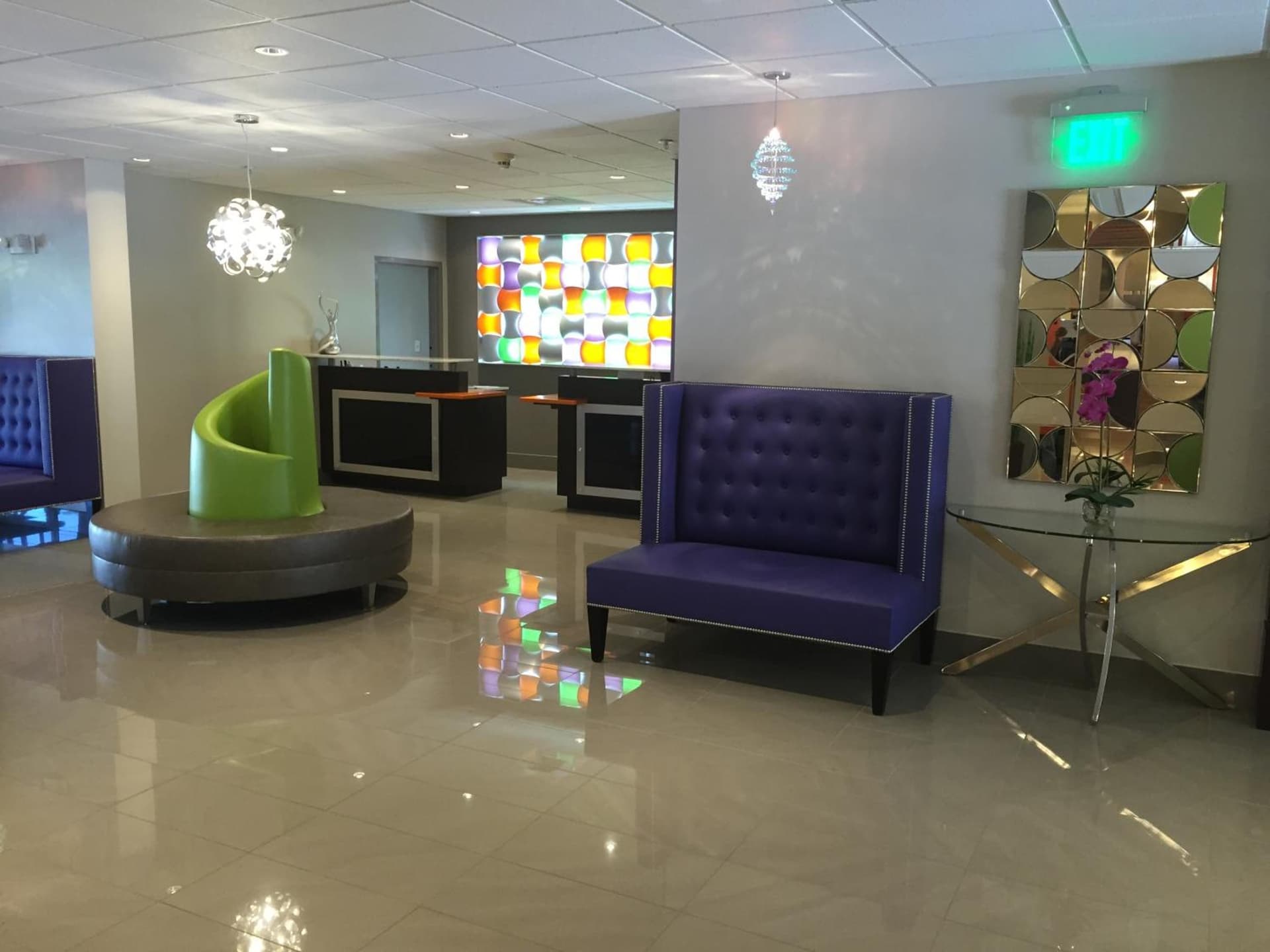 Days Inn & Suites by Wyndham Bonita Springs North Naples gallery photo in Bonita Springs, FL — image 4