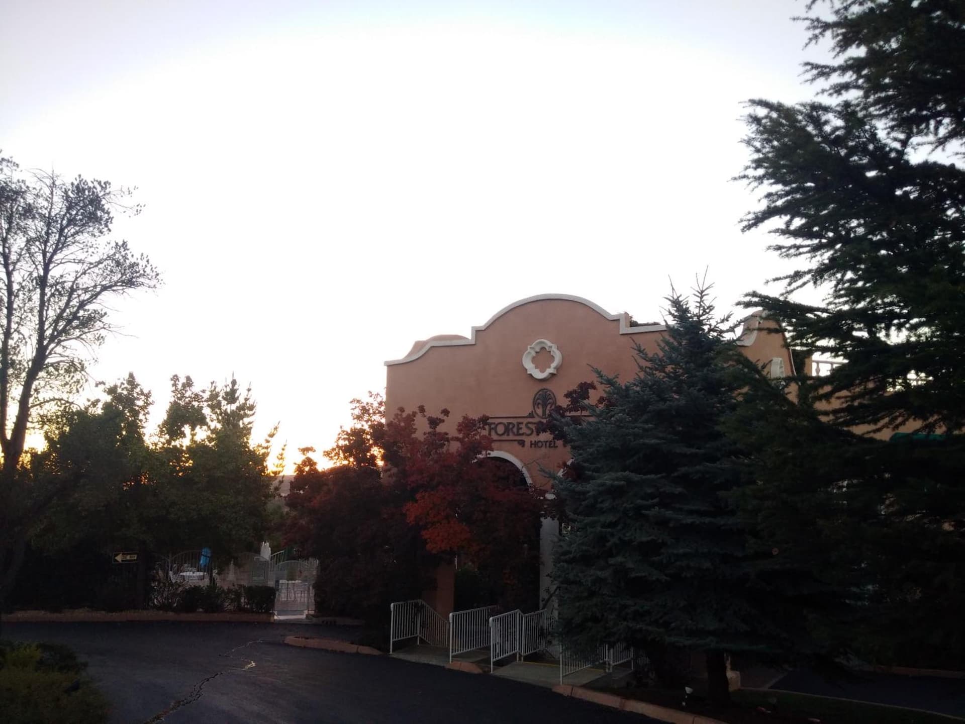 Forest Villas Hotel gallery photo in Prescott, AZ — image 241