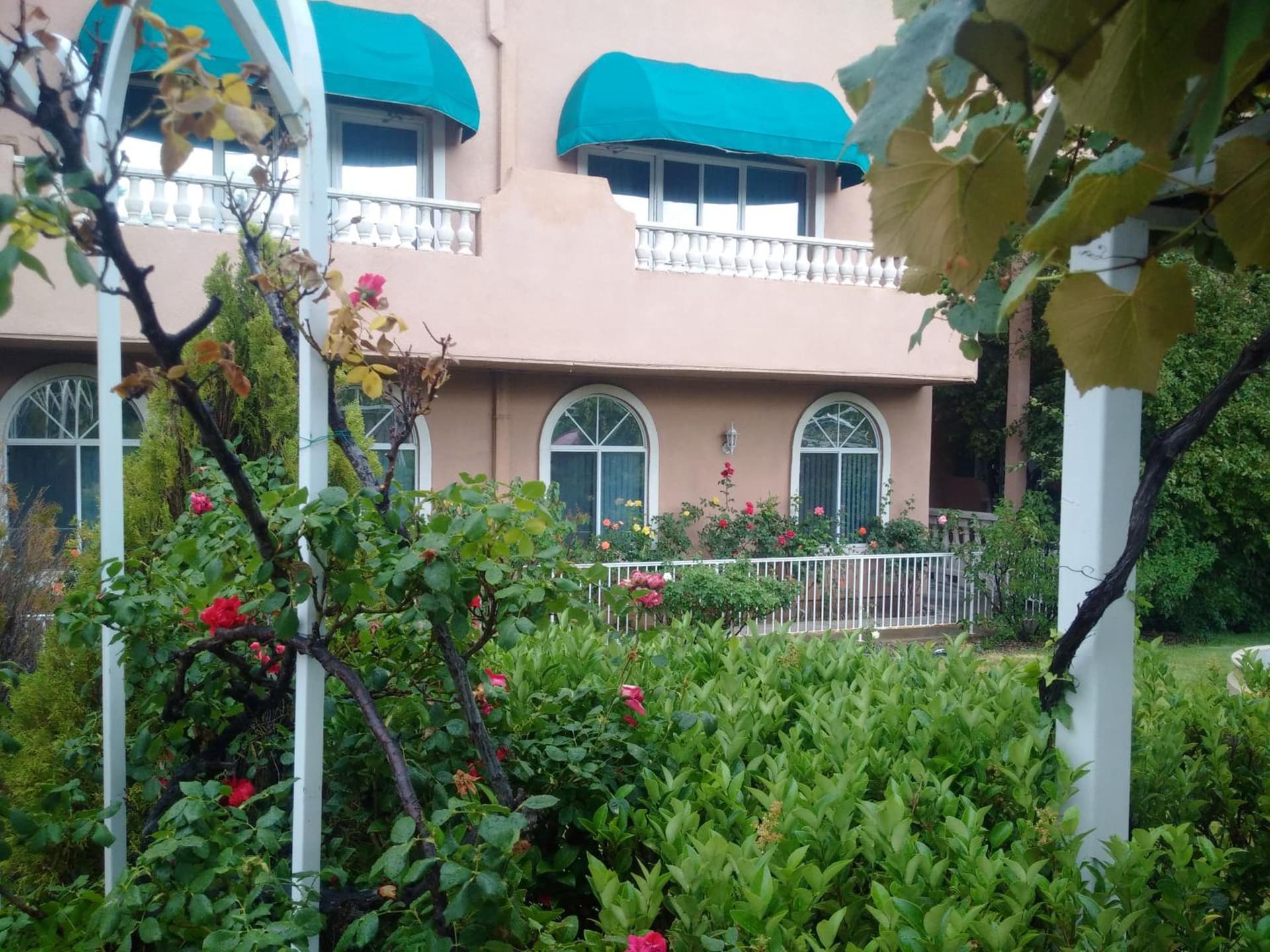 Forest Villas Hotel gallery photo in Prescott, AZ — image 124