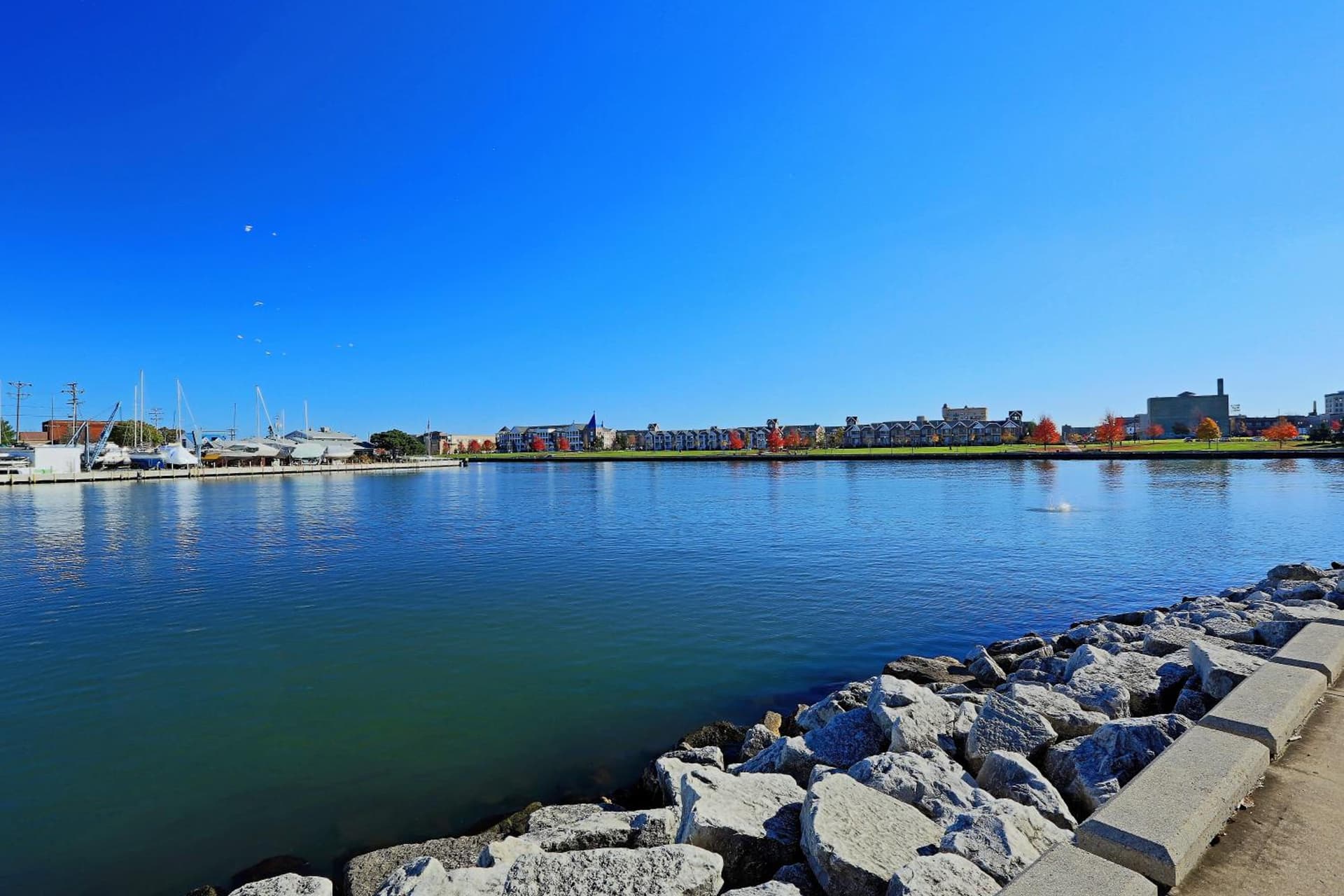 Wyndham Garden Kenosha Harborside gallery photo in Kenosha, WI — image 50