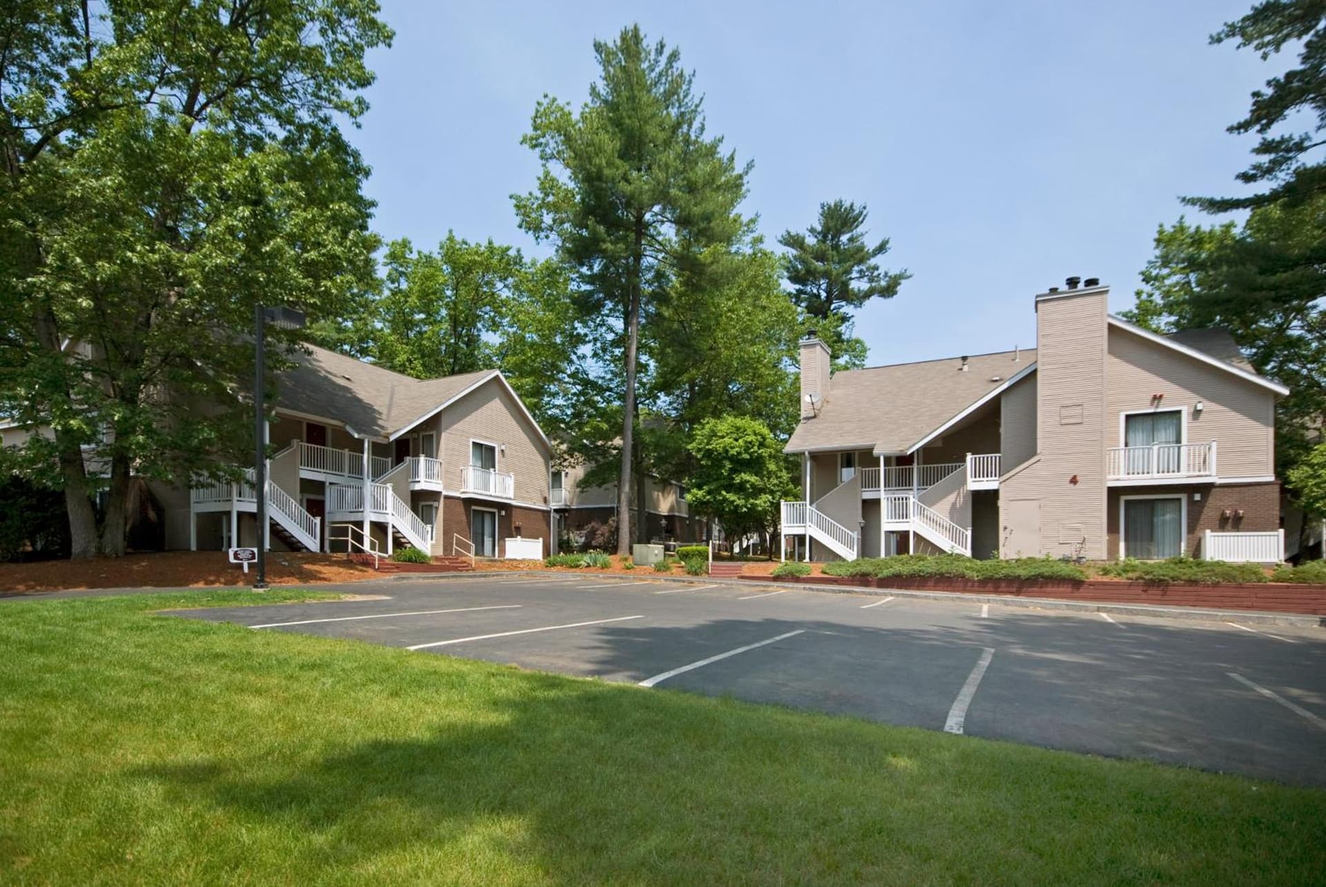Residences at Daniel Webster gallery photo in Merrimack, NH — image 55