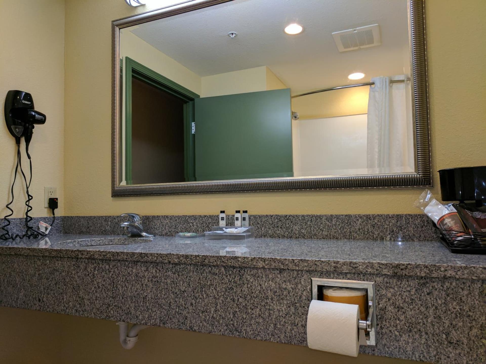 Country Inn & Suites by Radisson, Tallahassee-University Area, FL gallery photo in Tallahassee, FL — image 31