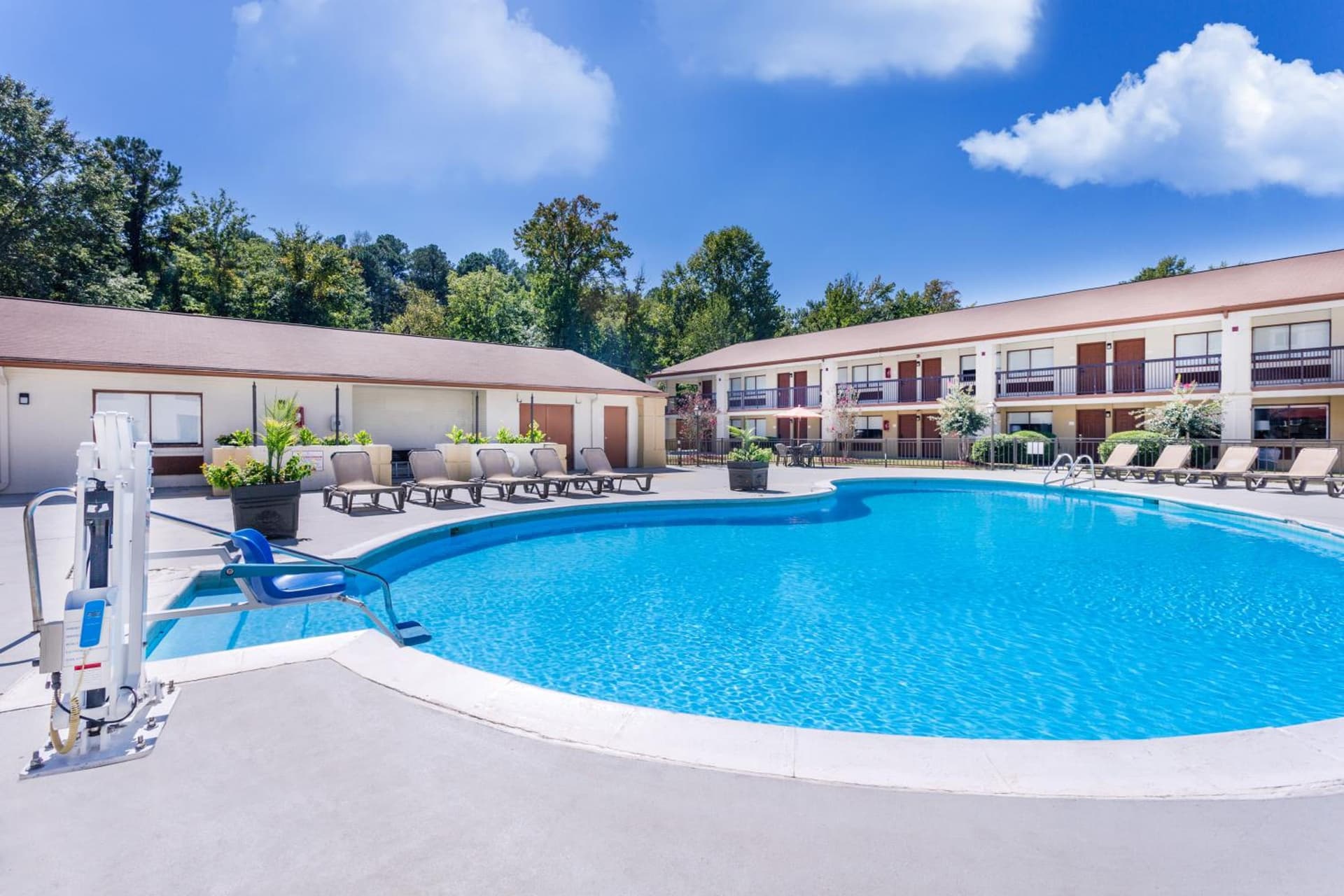 Ramada by Wyndham Tuscaloosa gallery photo in Tuscaloosa, AL — image 25