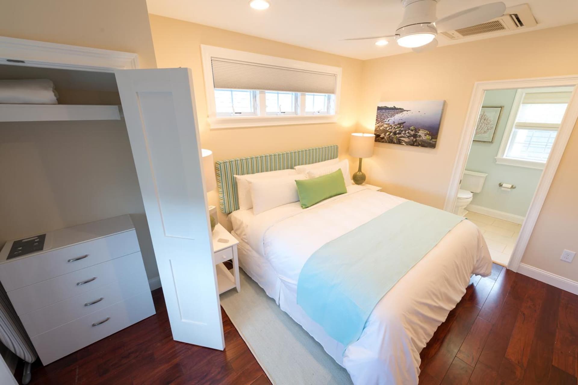 The East Island Reserve Hotel gallery photo in Middletown, RI — image 22
