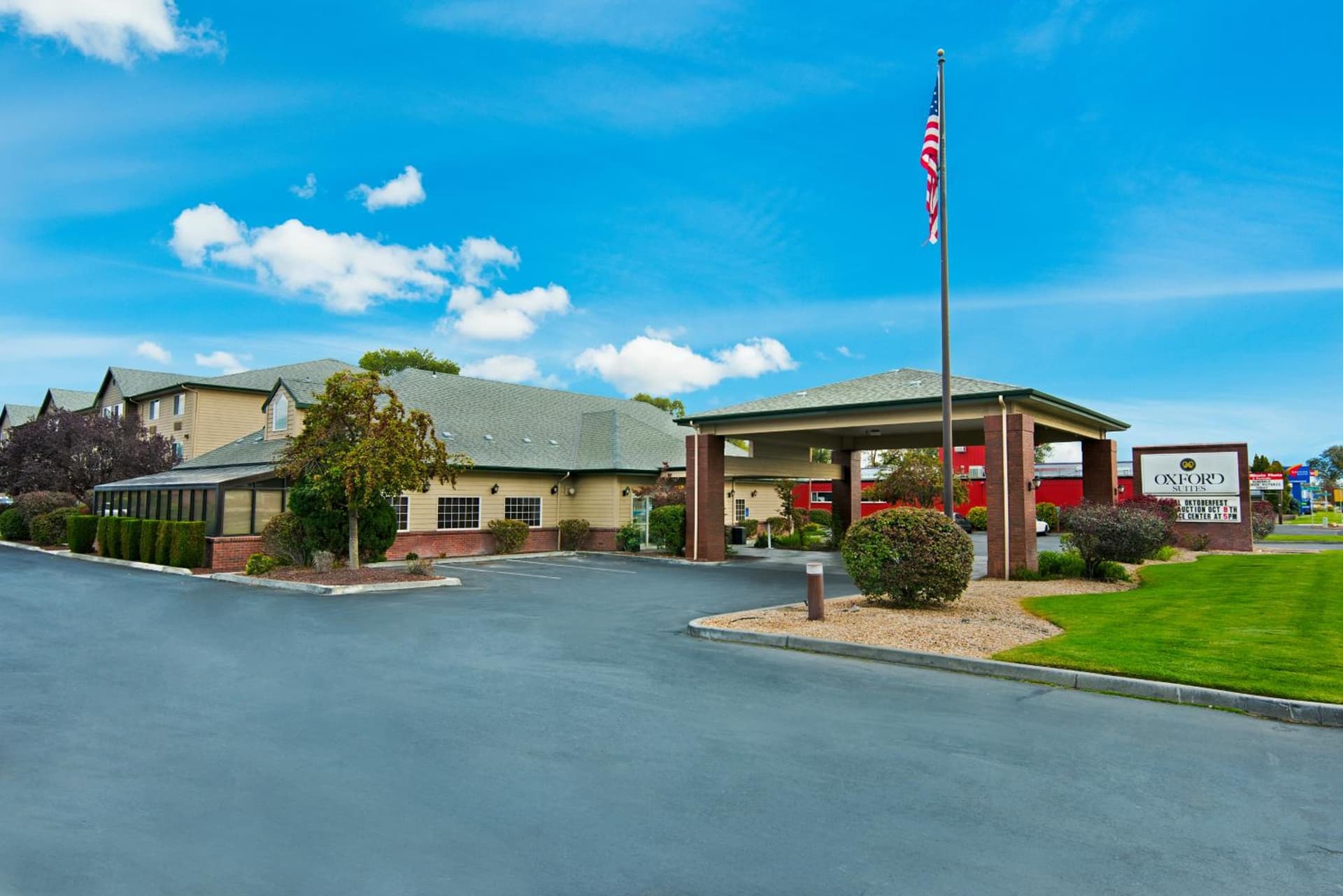 Oxford Suites Hermiston featured exterior or lobby in Hermiston, OR — similar hotel