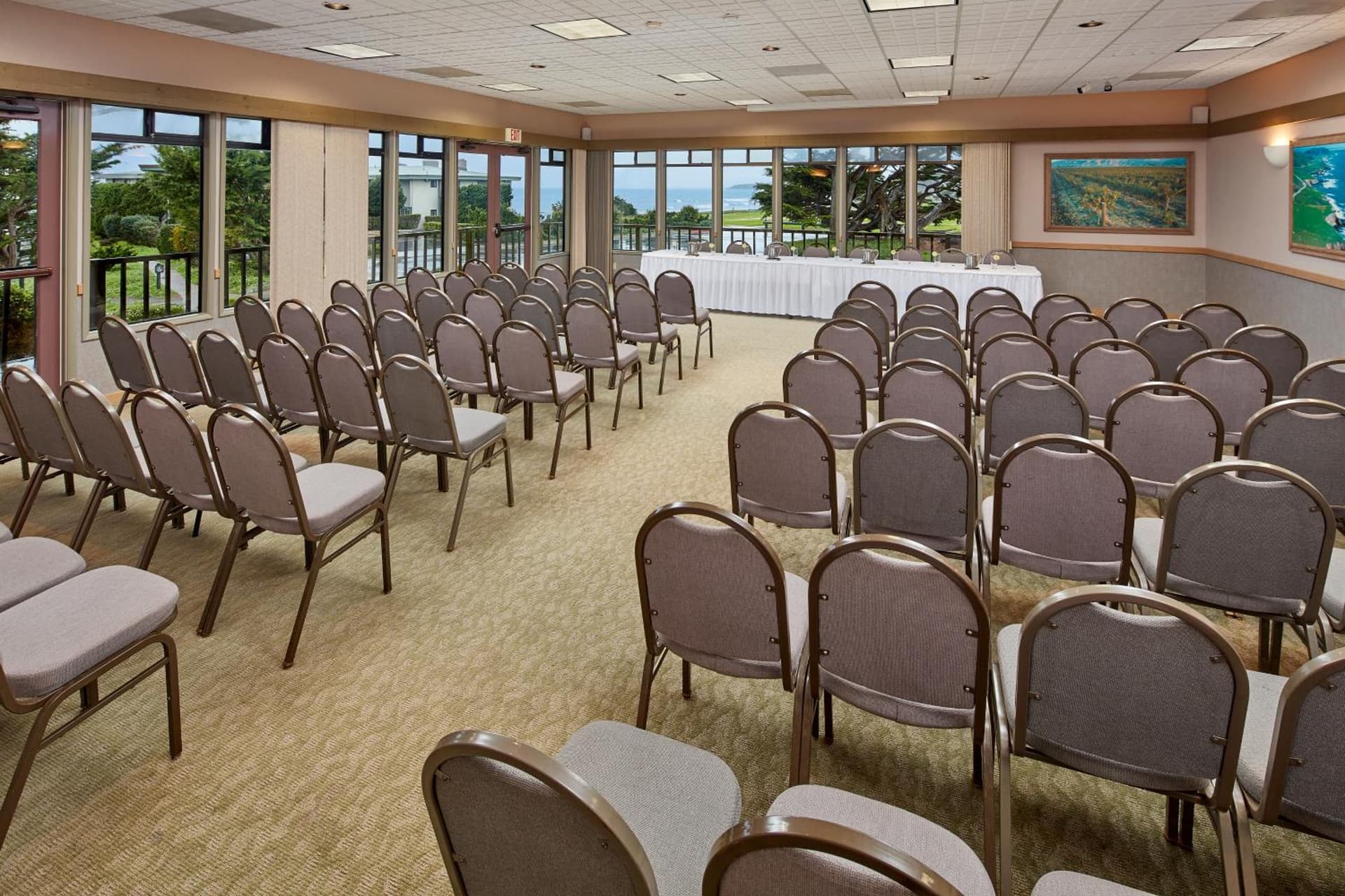 Cavalier Oceanfront Resort gallery photo in San Simeon, CA — image 37