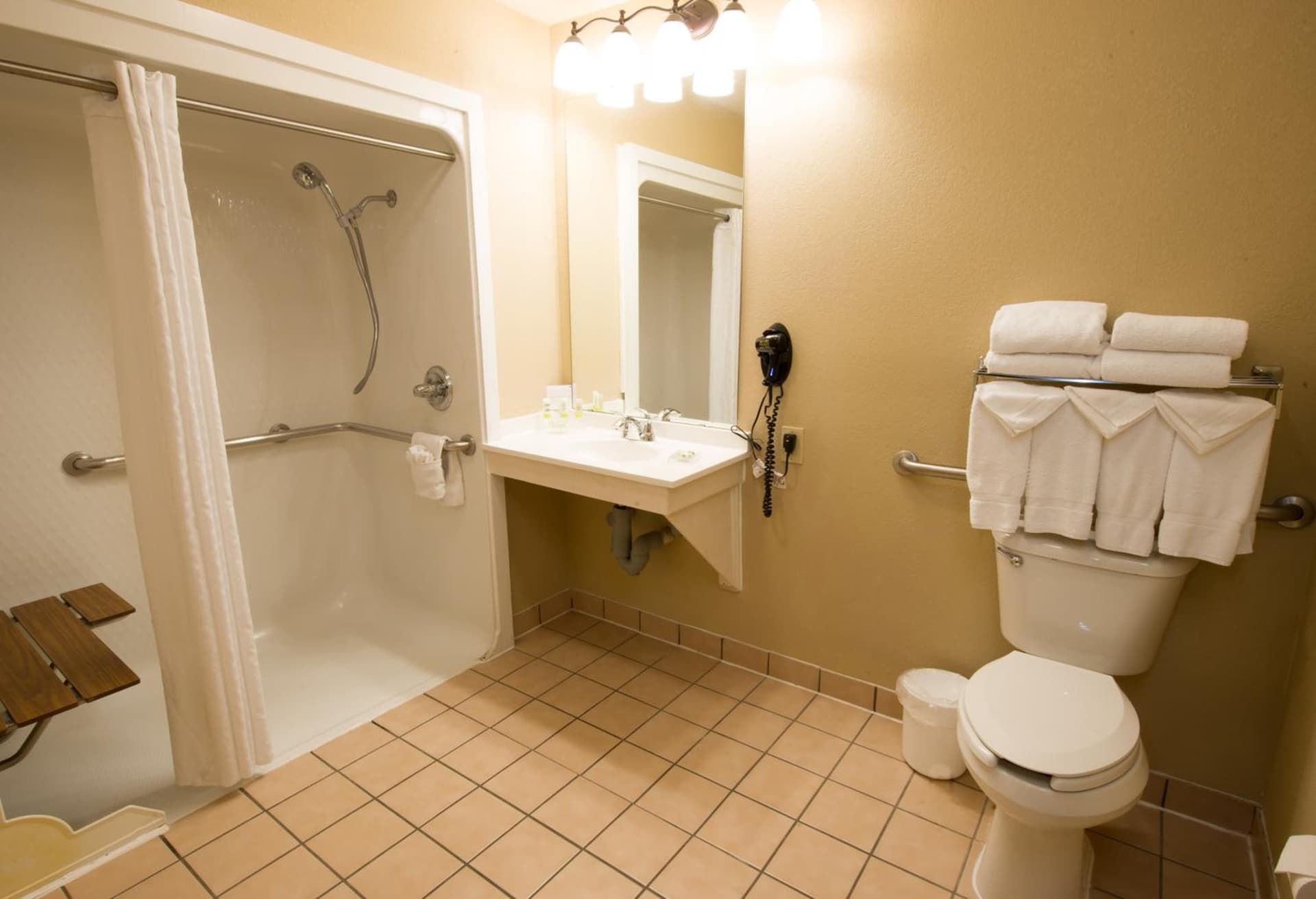 Country Inn & Suites by Radisson, Fort Worth, TX gallery photo in Fort Worth, TX — image 5