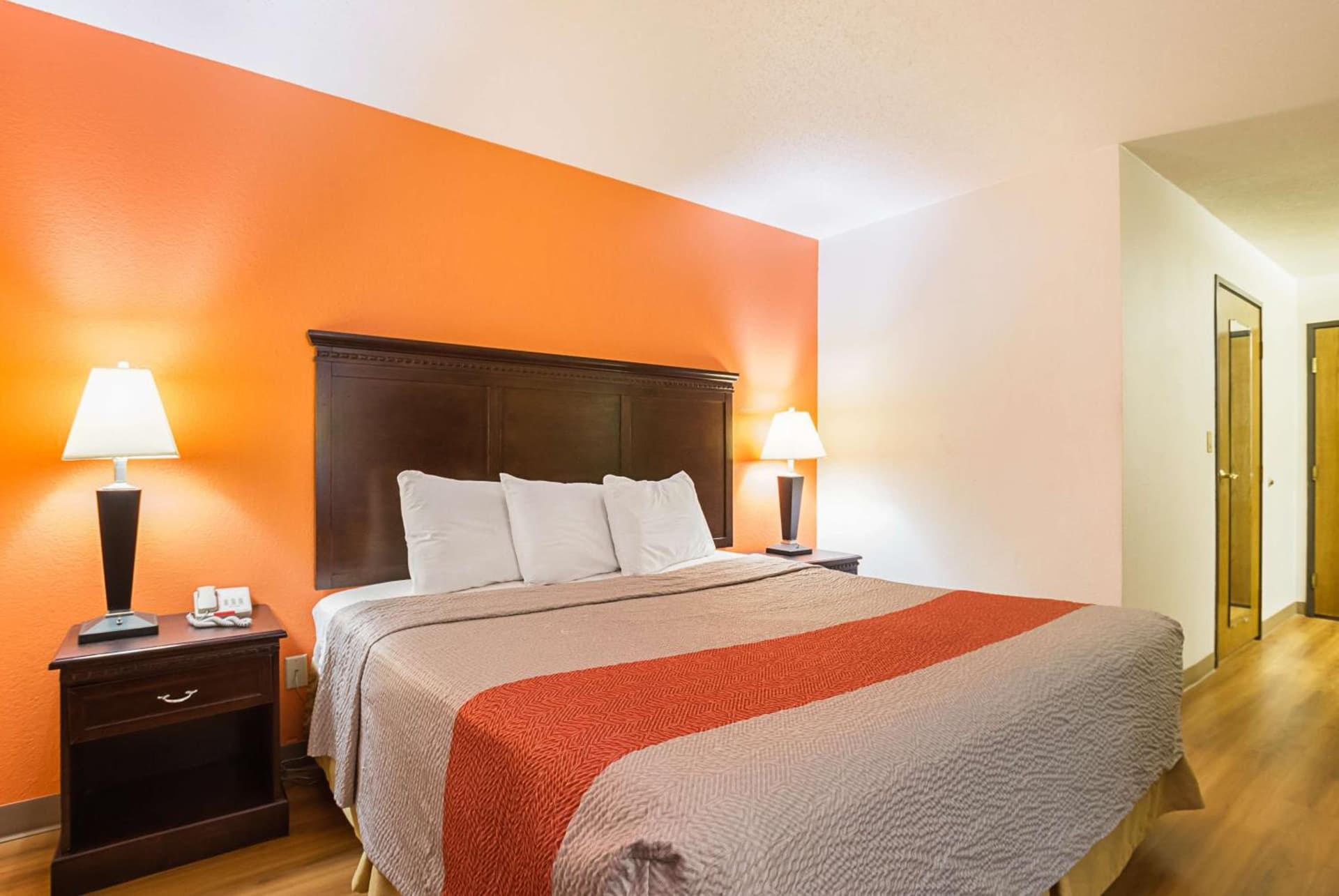 Motel 6-Waterloo, IA - Crossroads Mall - Cedar Falls gallery photo in Waterloo, IA — image 35