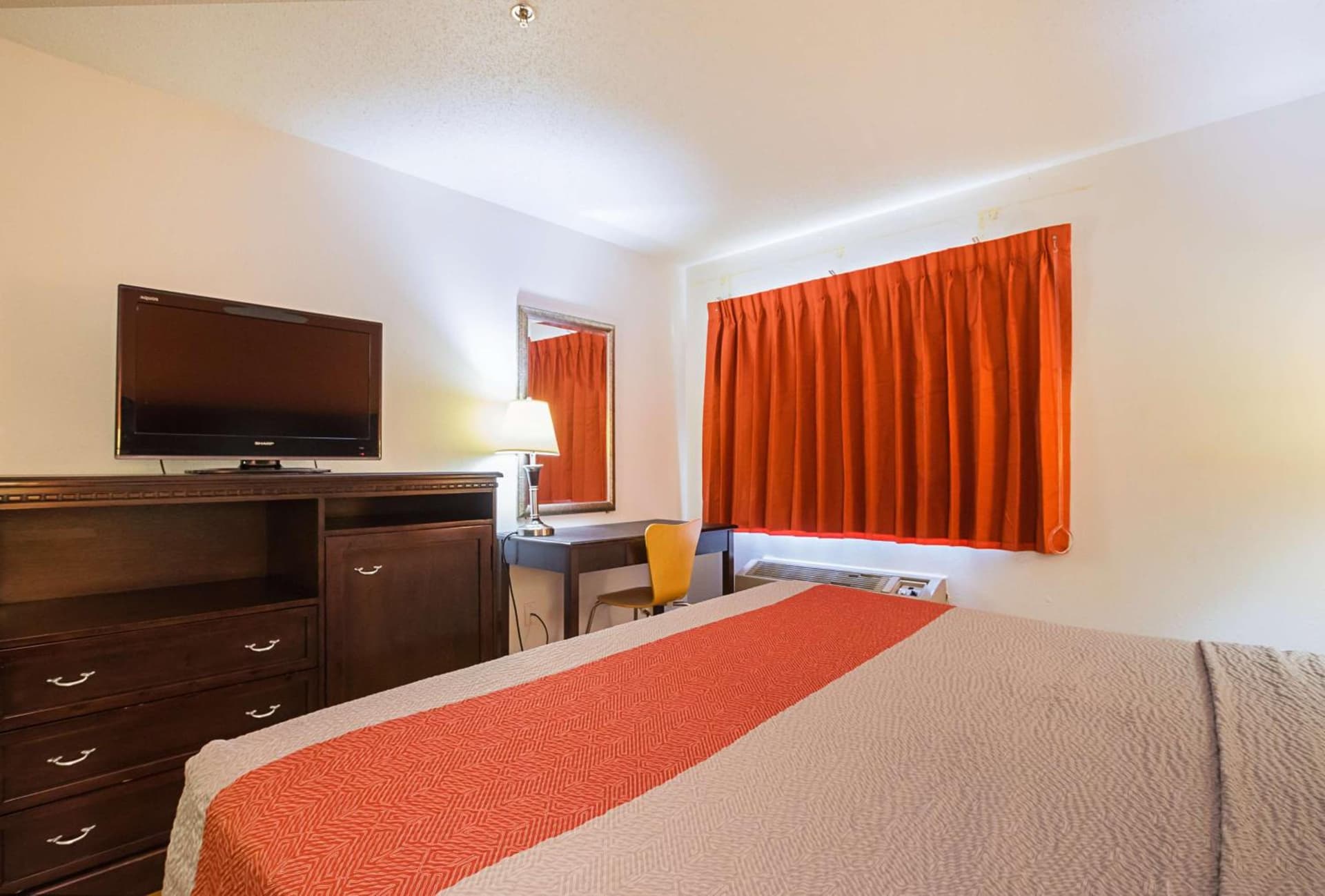 Motel 6-Waterloo, IA - Crossroads Mall - Cedar Falls gallery photo in Waterloo, IA — image 29