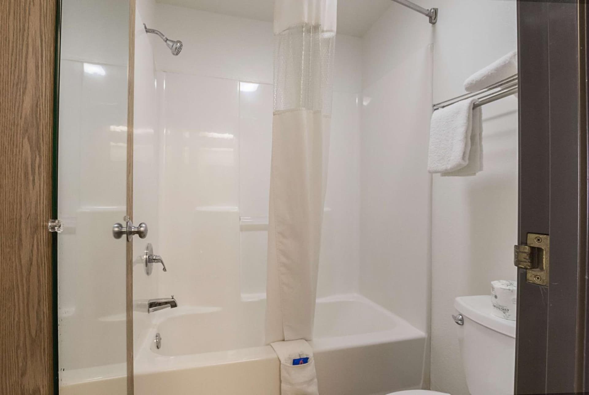 Motel 6-Waterloo, IA - Crossroads Mall - Cedar Falls gallery photo in Waterloo, IA — image 9