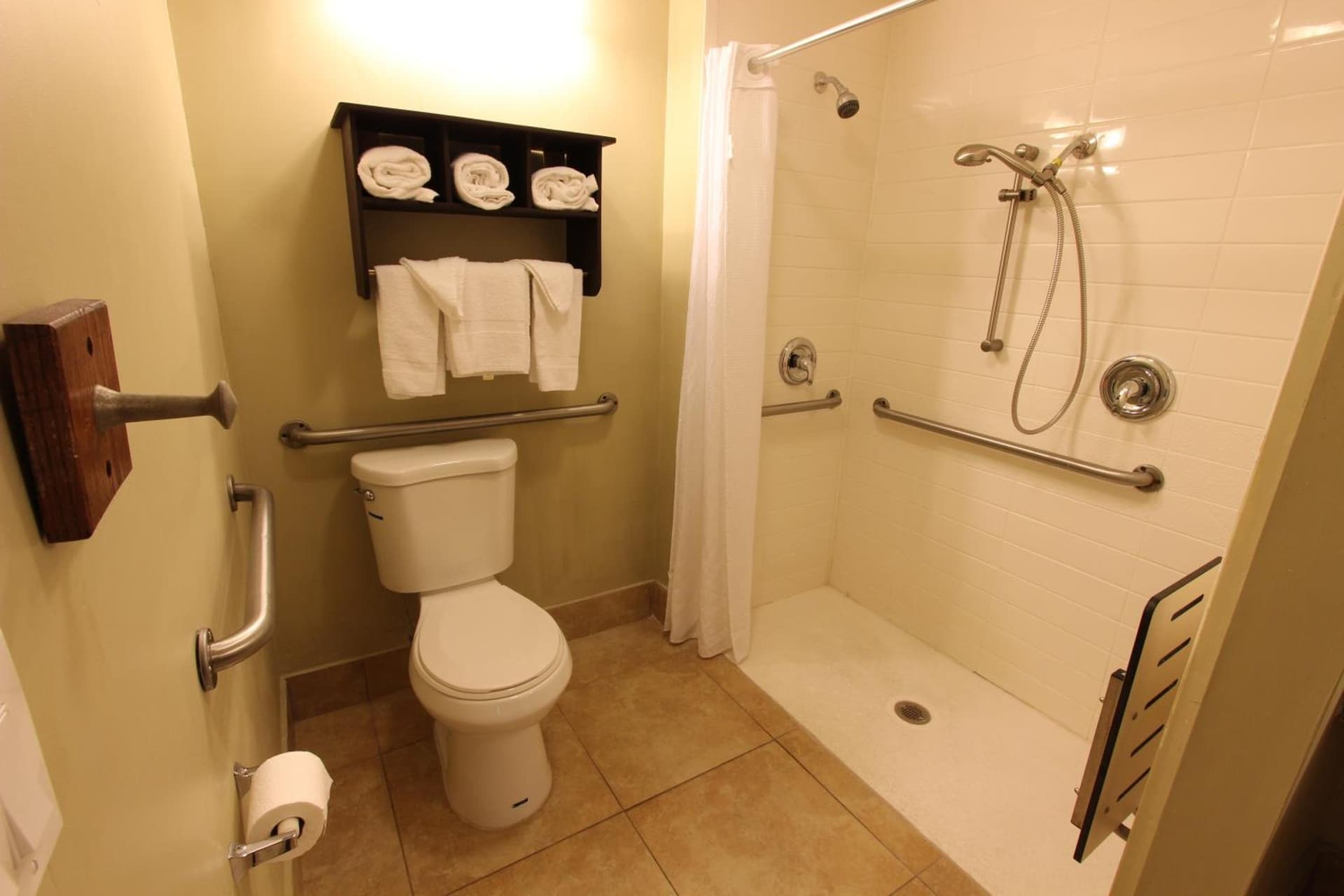 Oceans Beach Resort & Suites gallery photo in Pompano Beach, FL — image 13