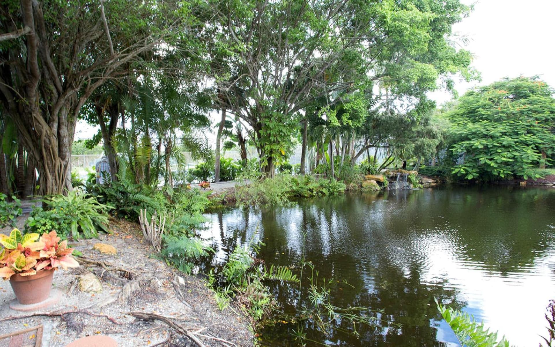 Sanibel Island Beach Resort property views in Sanibel, FL — gallery photo 3