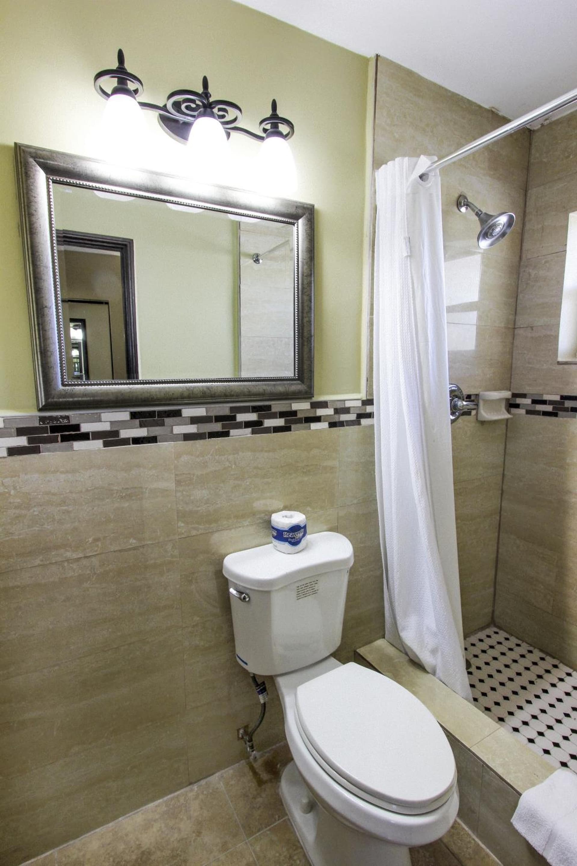 Oceans Beach Resort & Suites gallery photo in Pompano Beach, FL — image 61