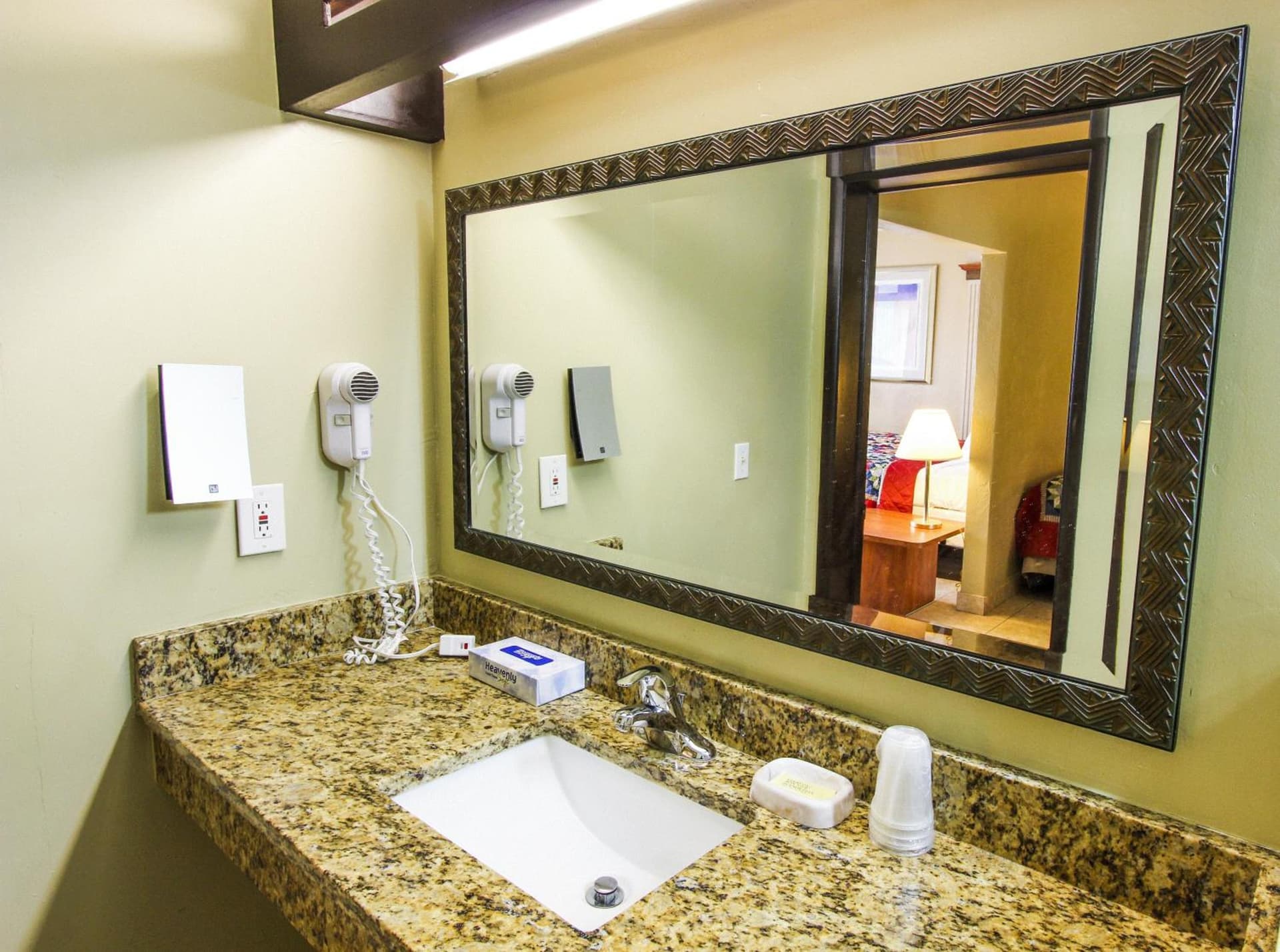 Oceans Beach Resort & Suites gallery photo in Pompano Beach, FL — image 81