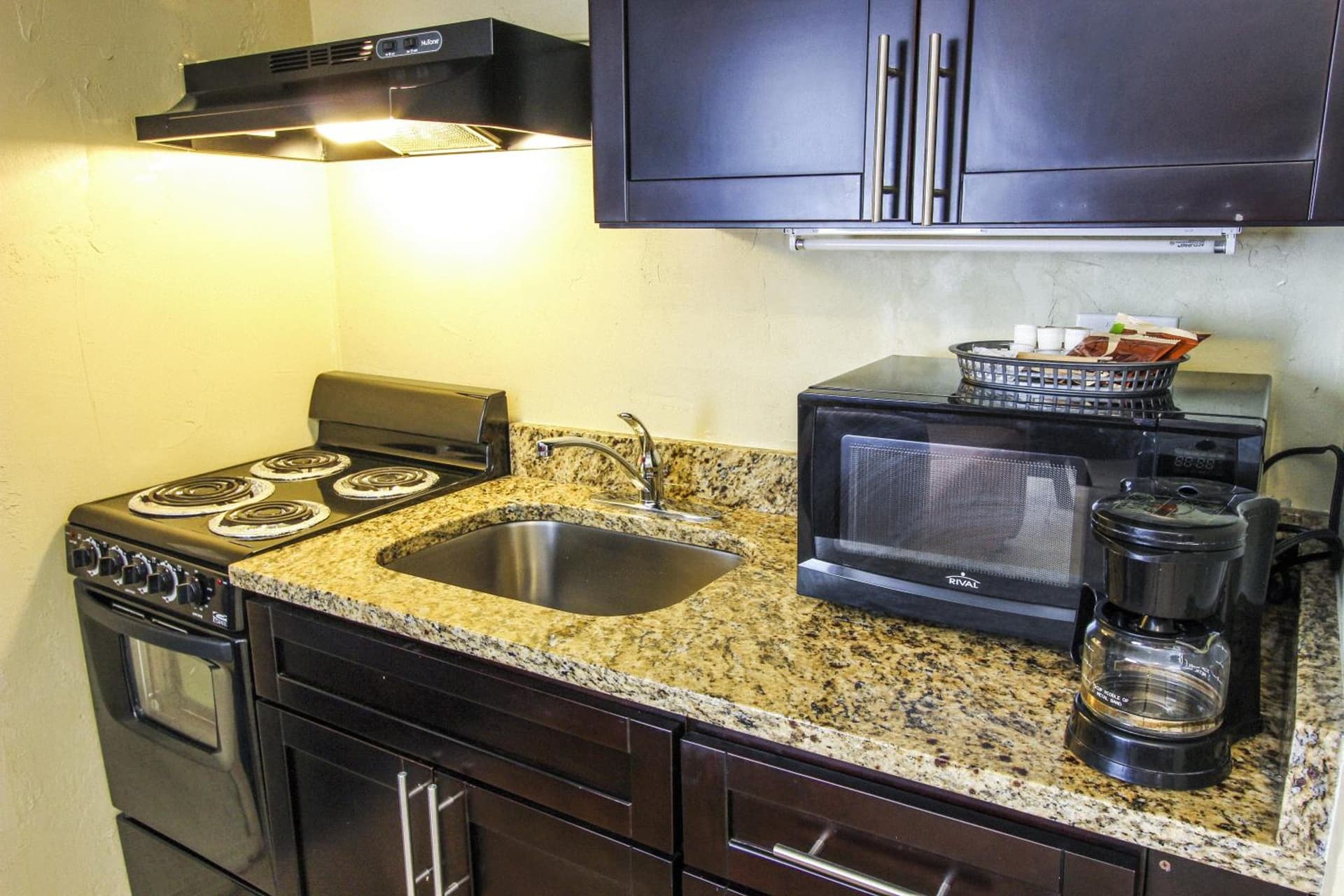Oceans Beach Resort & Suites interior in Pompano Beach, FL — gallery photo 2