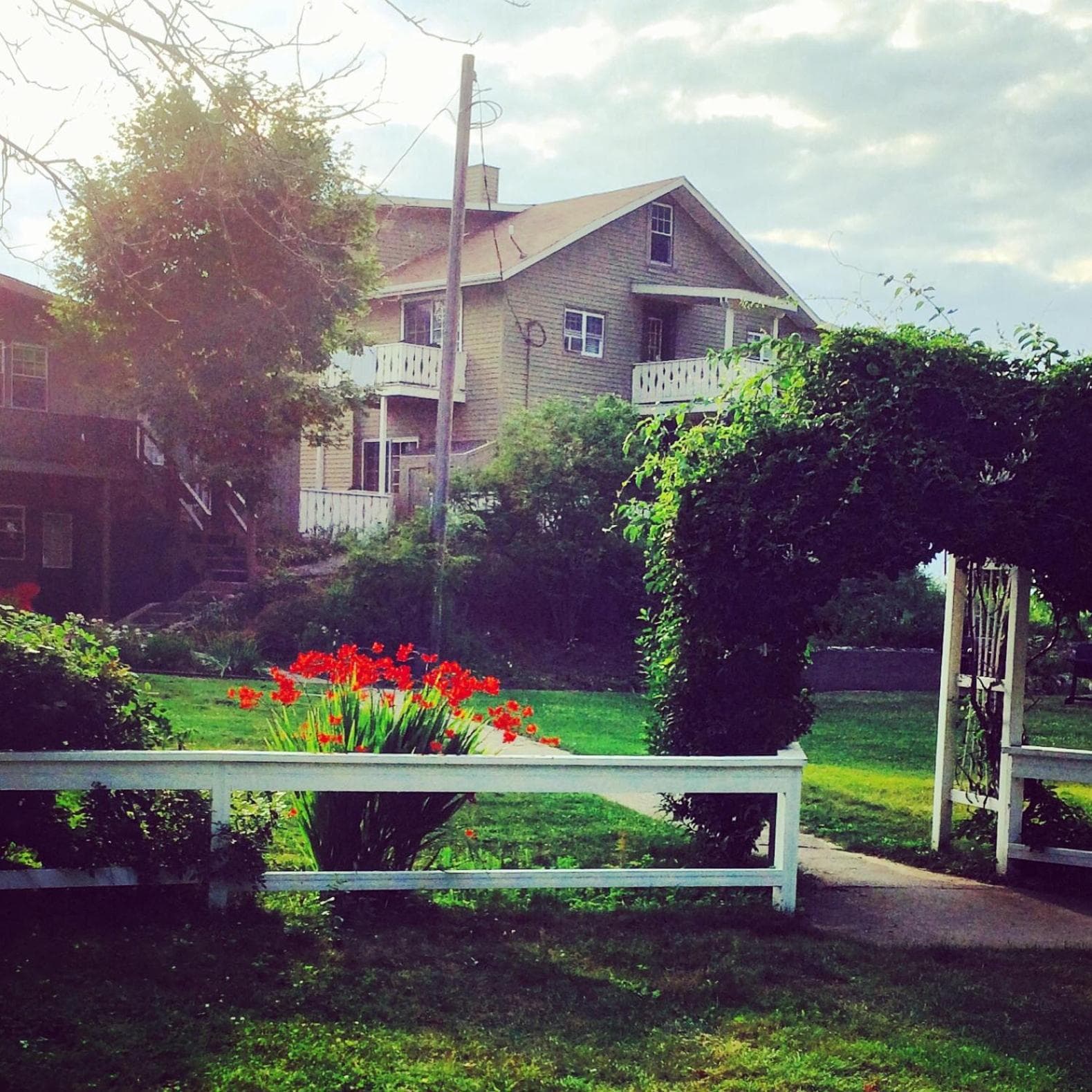 Michillinda Lodge Resort featured exterior or lobby in Whitehall, MI — similar hotel