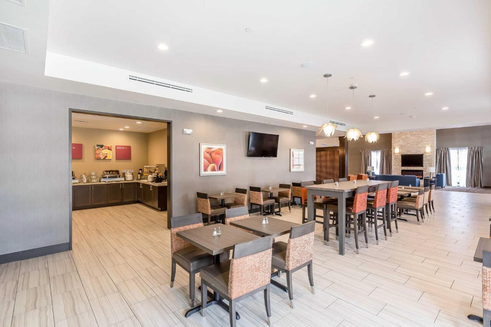 Comfort Suites Near Sam Houston Race Park gallery photo in Houston, TX — image 29