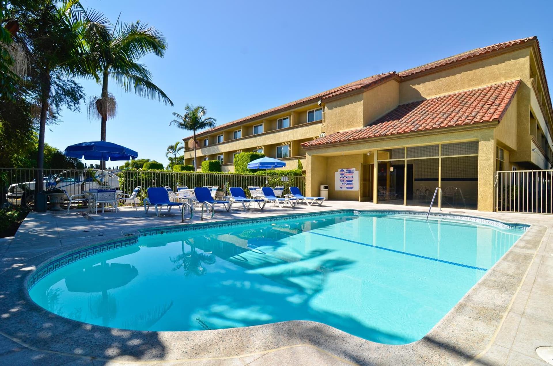 Best Western Plus Newport Mesa Inn gallery photo in Costa Mesa, CA — image 9