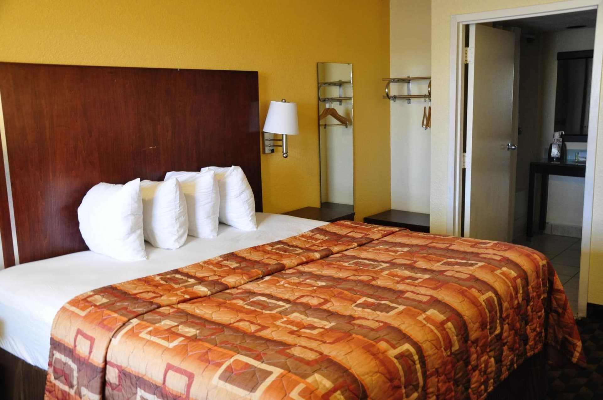 Motel 6-Little Rock, AR - Airport gallery photo in Little Rock, AR — image 5