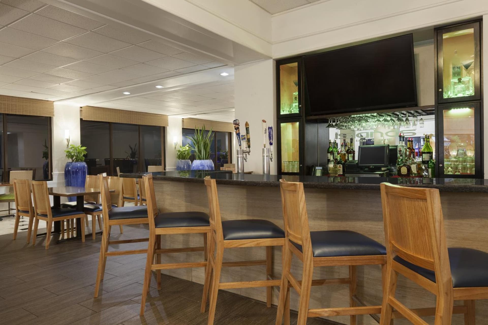 DoubleTree by Hilton Corpus Christi Beachfront gallery photo in Corpus Christi, TX — image 56