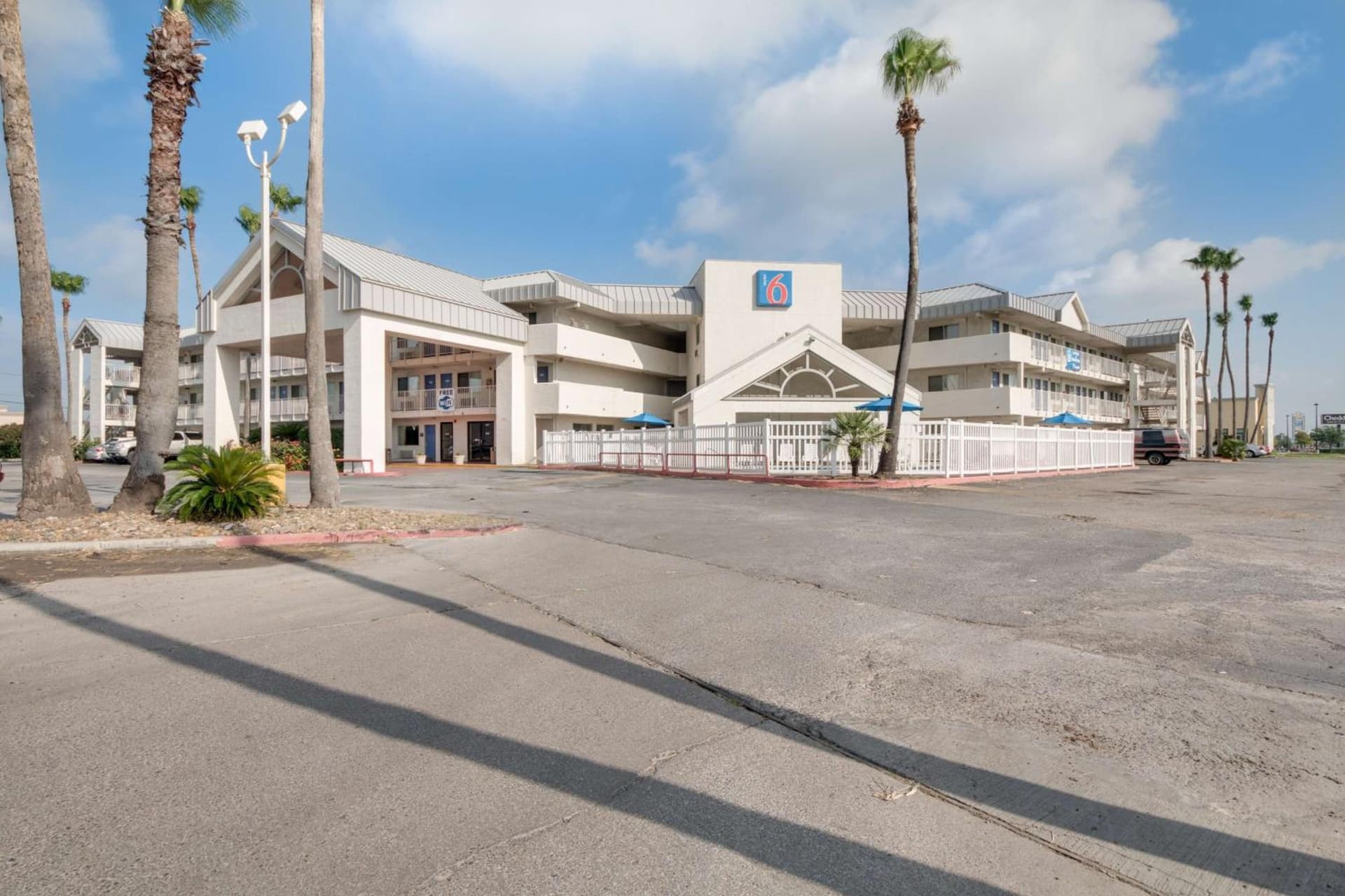Motel 6-Brownsville, TX North gallery photo in Brownsville, TX — image 49